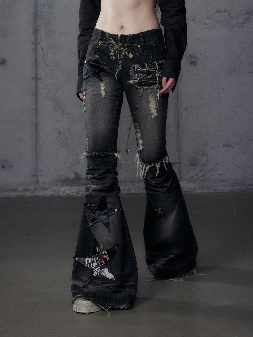 NO ROMANCE Vintage Washed Black Star Print High Waist Slim Fit Women Jeans Flare Jeans