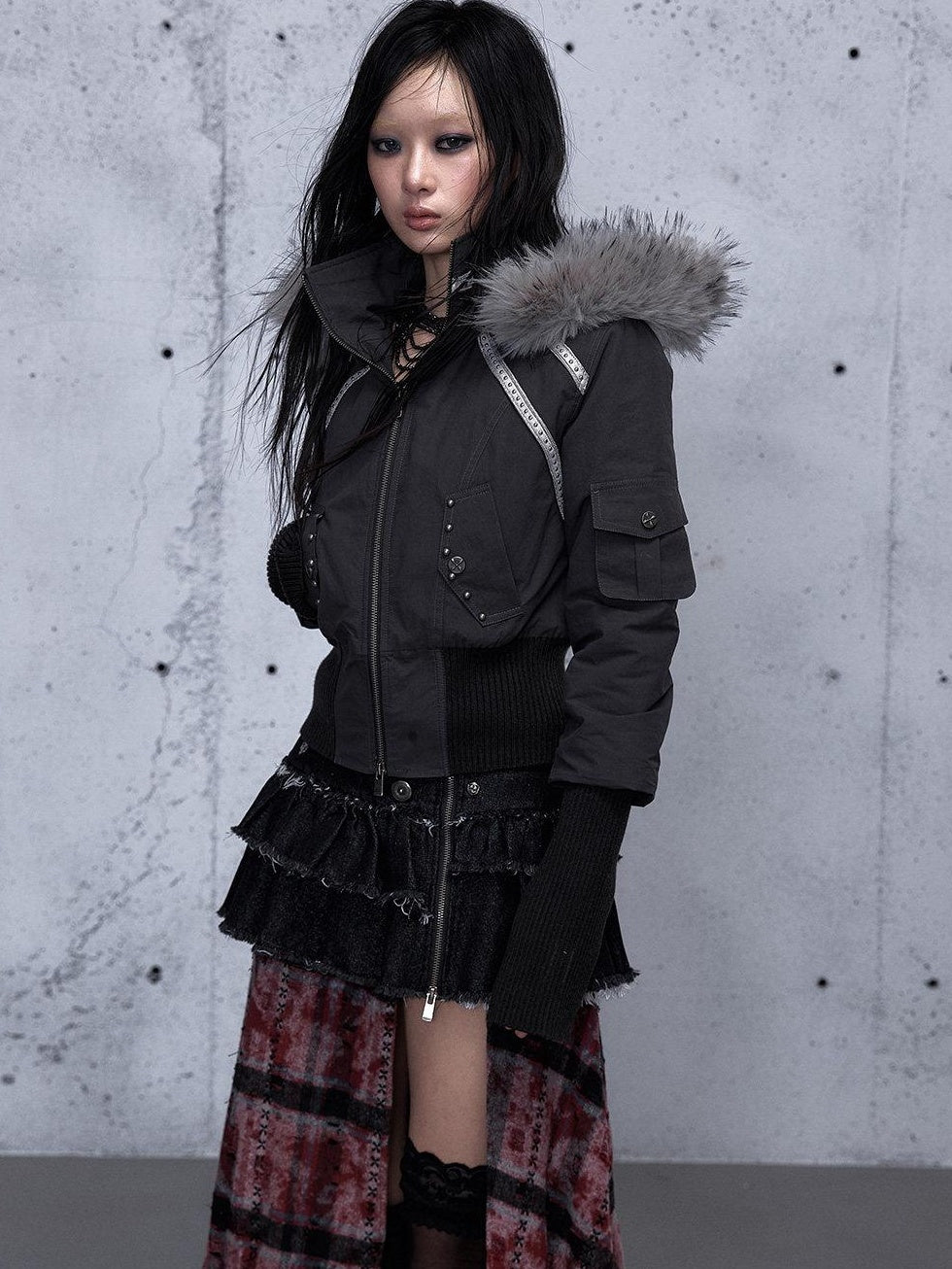 NO ROMANCE Edgy Punk Slim Fit Hooded Cropped Short Sleeve Zipper Women Puffer Jackets