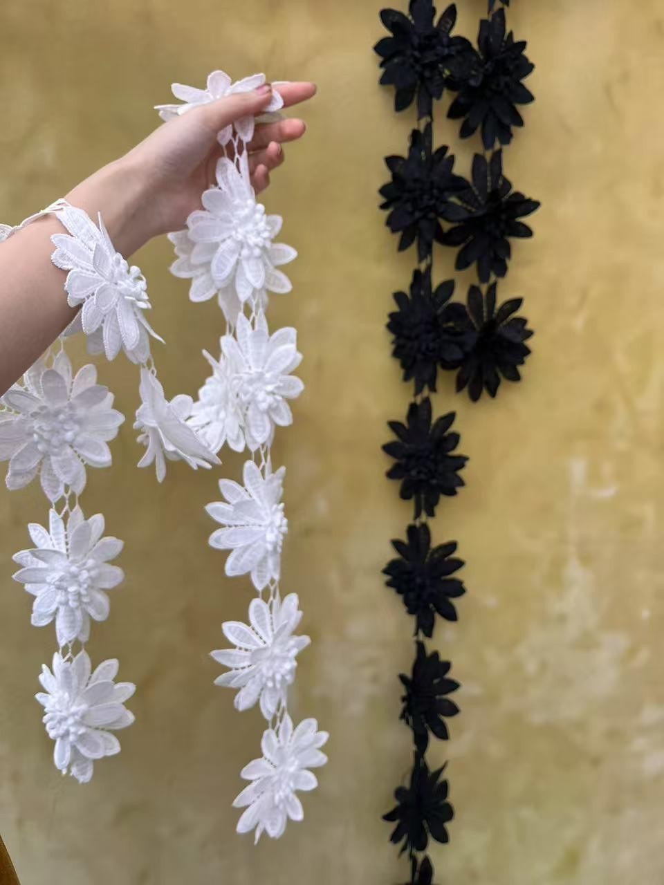 ANTIMOON 3d Multi Layer Floral Lace Neck Decoration Women's Polyester Scarves & Shawls