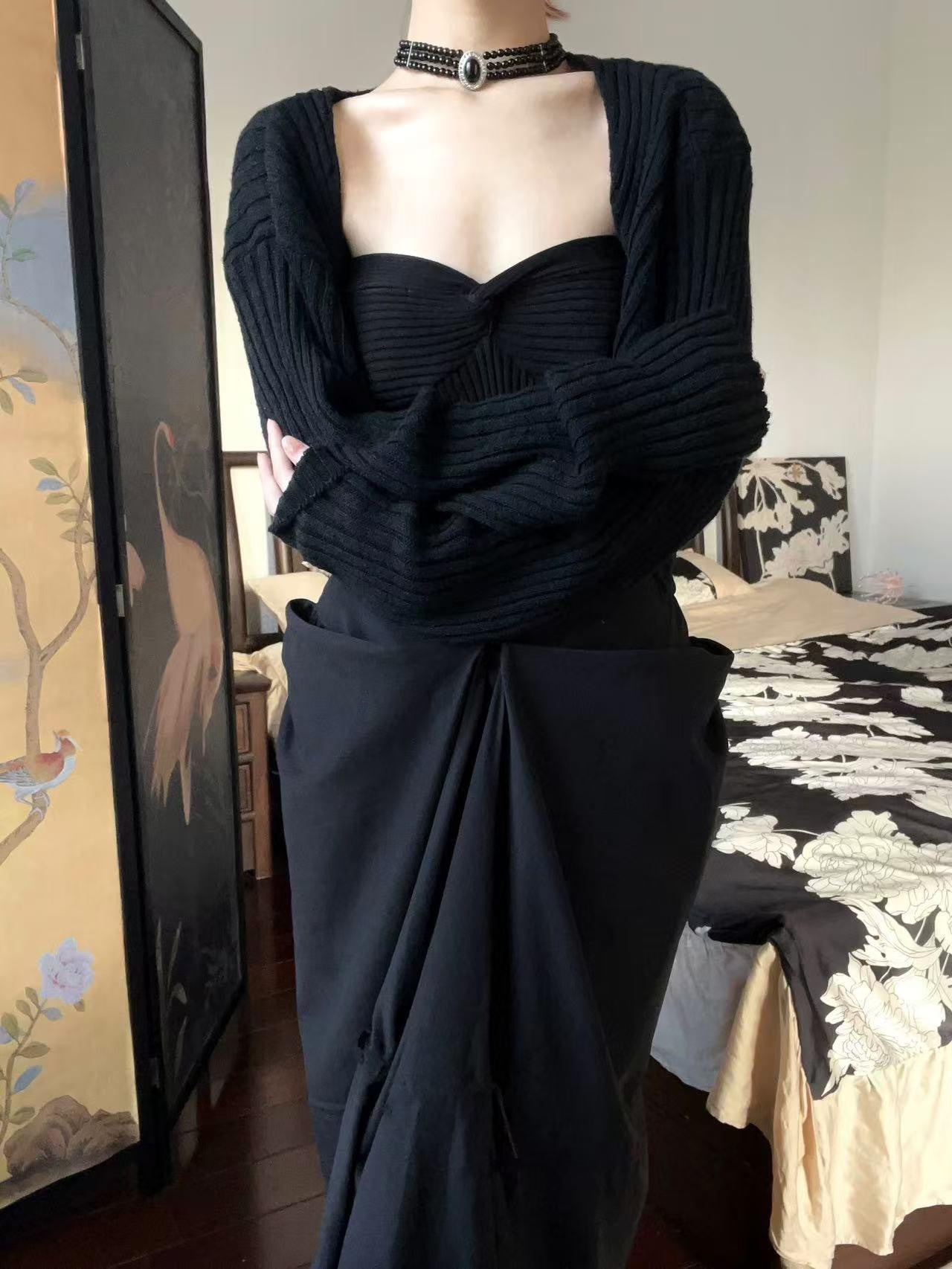 ANTIMOON Black Greek Drape Pleated Flared Women's Polyester Maxi Skirts