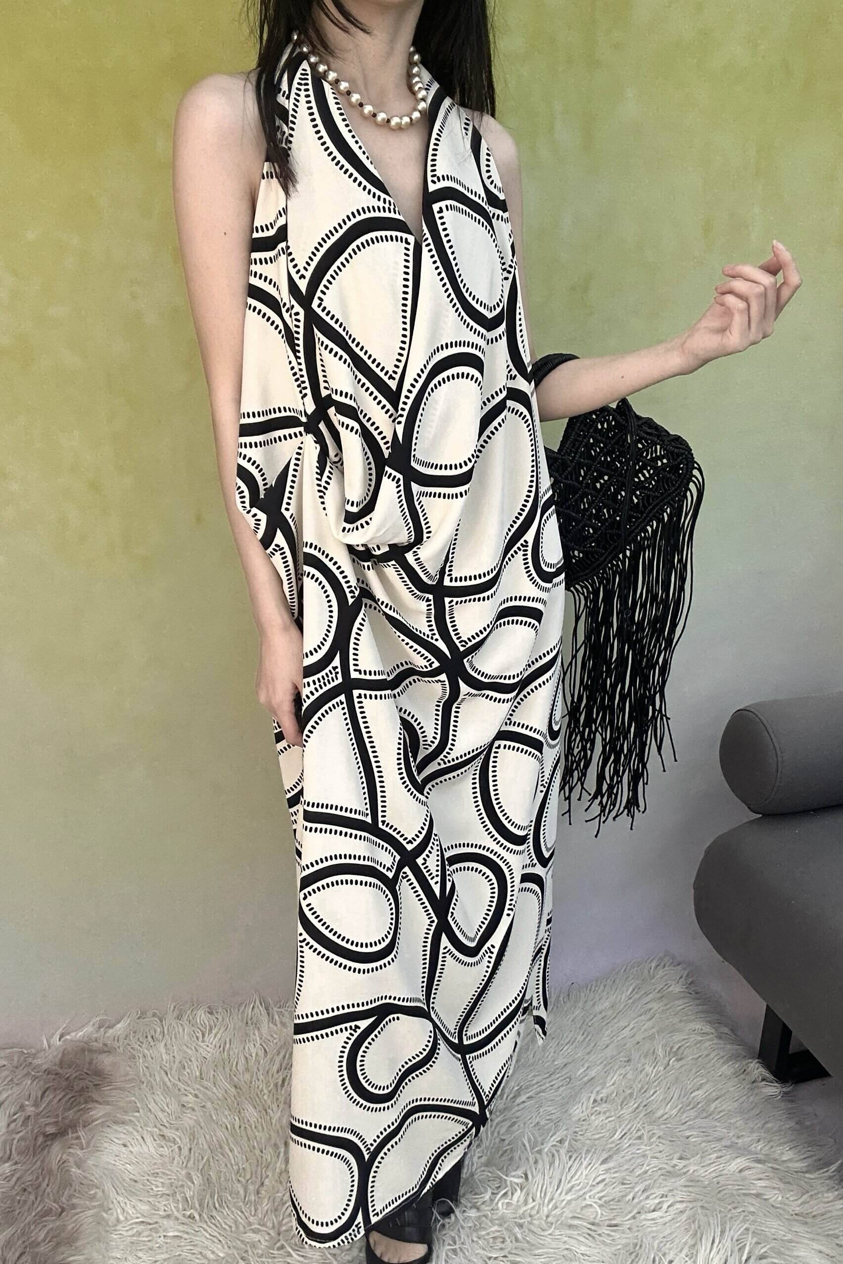 ANTIMOON_Black_White_Line_Print_Strappy_V-neck_Women's_Polyester_Boho_Maxi_Dresses_914826754669_MISSTT