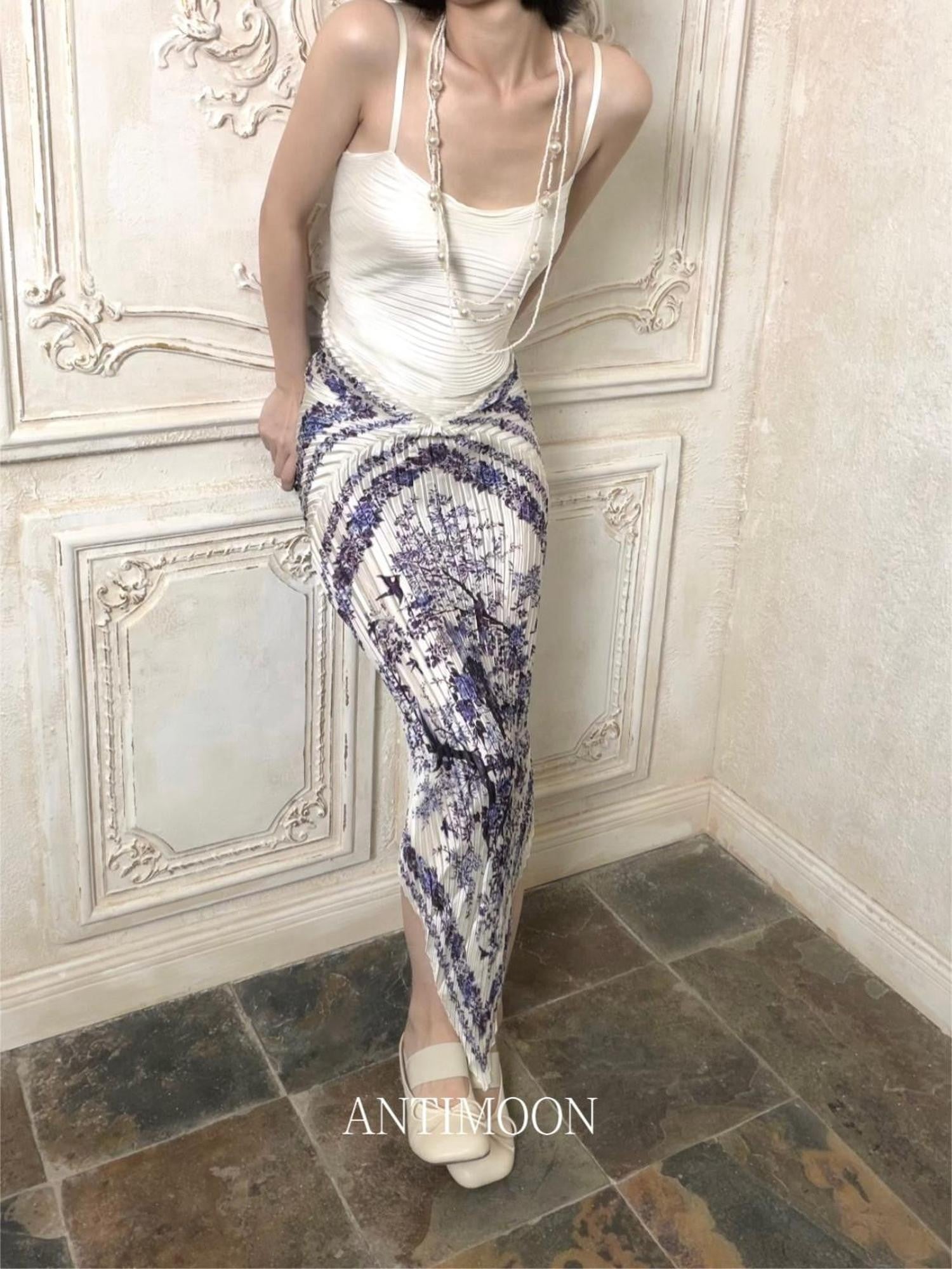 ANTIMOON Blue Porcelain Print Pleated Women's Polyester Slip Maxi Dresses