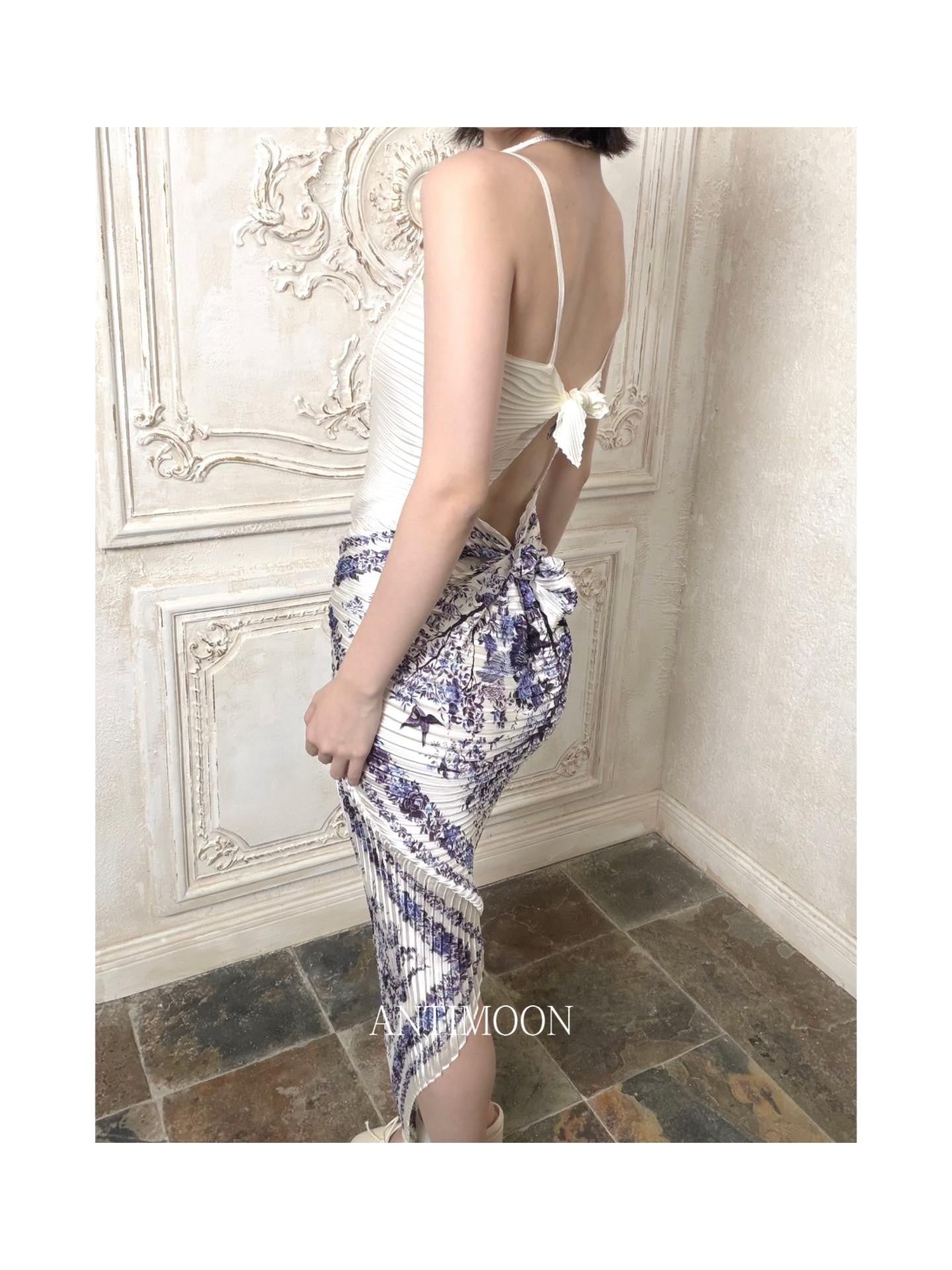 ANTIMOON Blue Porcelain Print Pleated Women's Polyester Slip Maxi Dresses