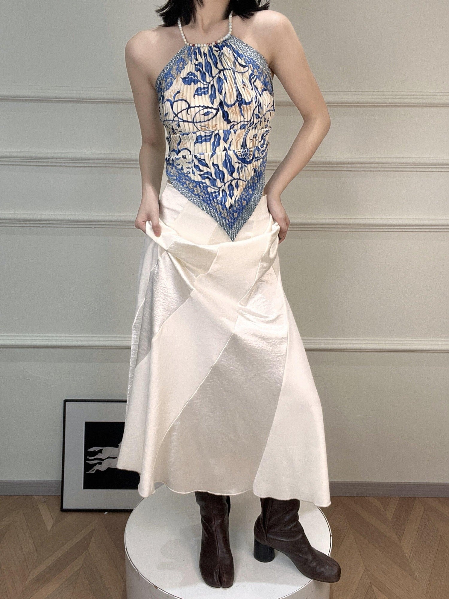 ANTIMOON Blue Porcelain Ruched Backless Women's Polyester Halter Tops