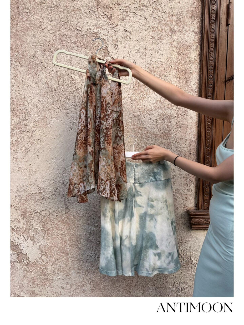 ANTIMOON Bronze Rust Printed Sleeveless Women's Georgette Matching Skirt Sets