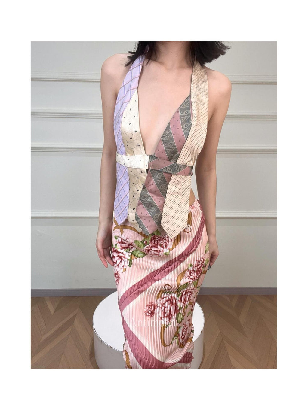 ANTIMOON Colorblock Patchwork Plaid Tie Back V-neck Women's Polyester Halter Tops