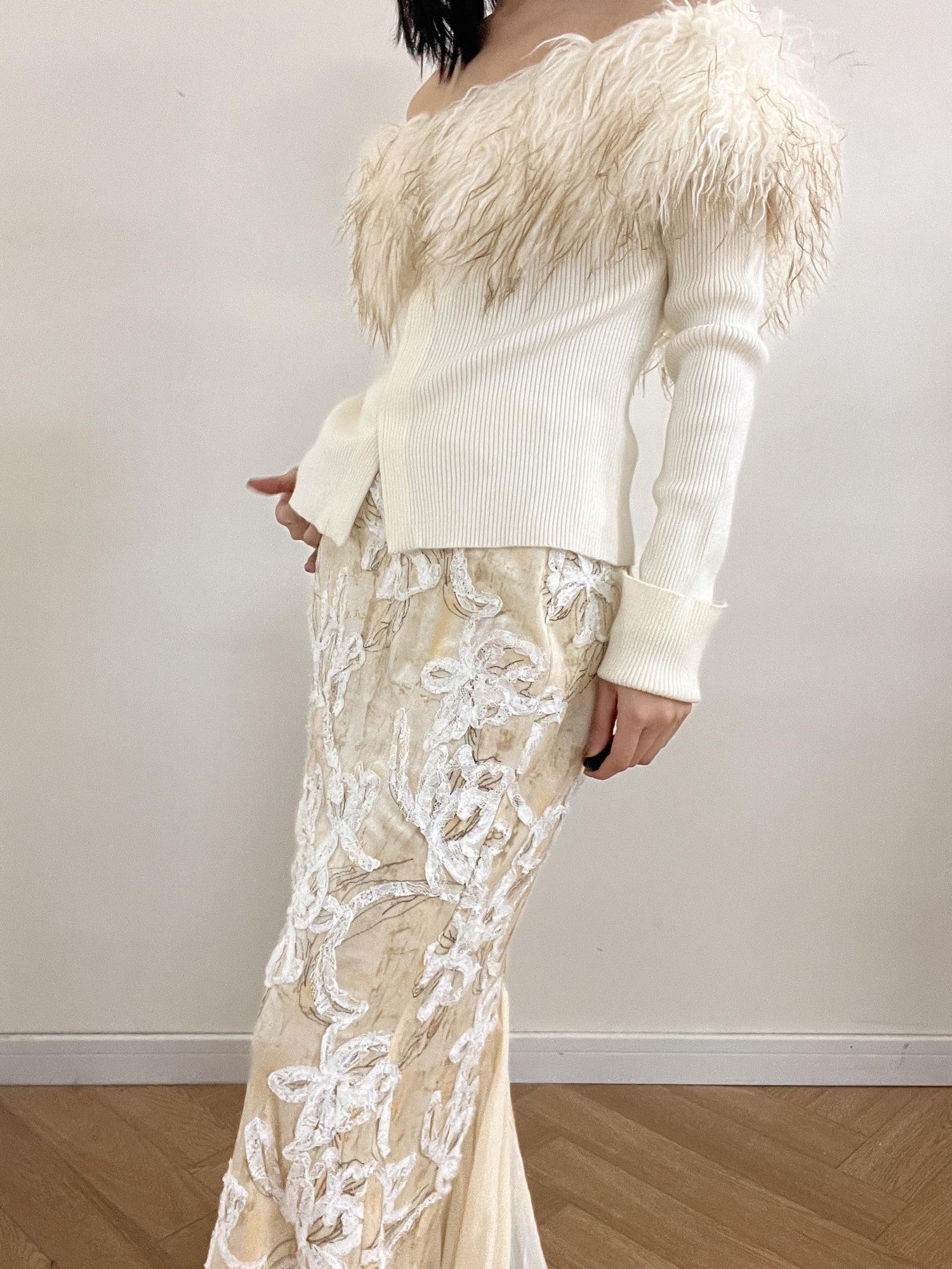 ANTIMOON Cream Beaded Embroidered Lace Women's Polyester Mermaid Skirts