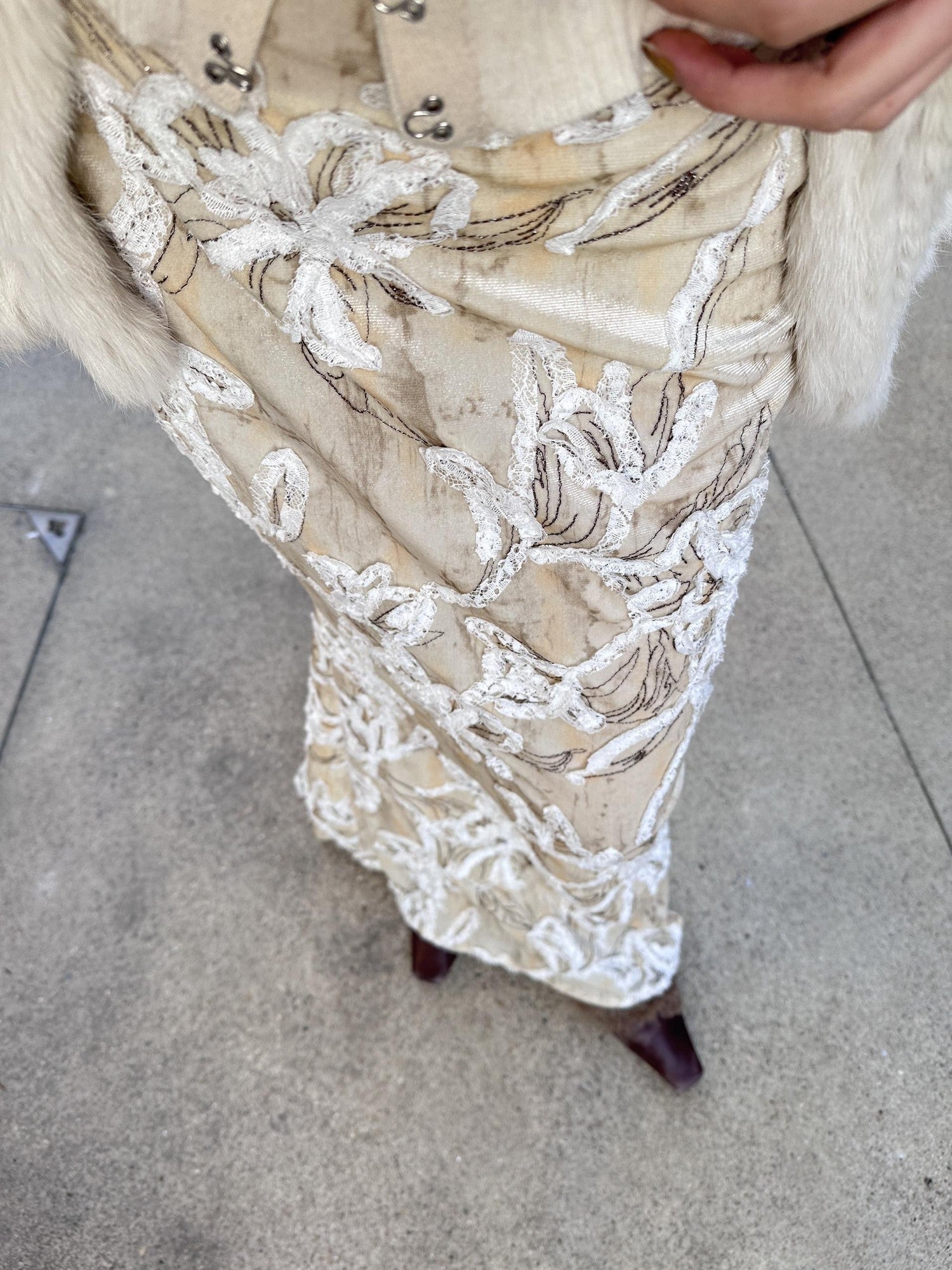 ANTIMOON Cream Beaded Embroidered Lace Women's Polyester Mermaid Skirts