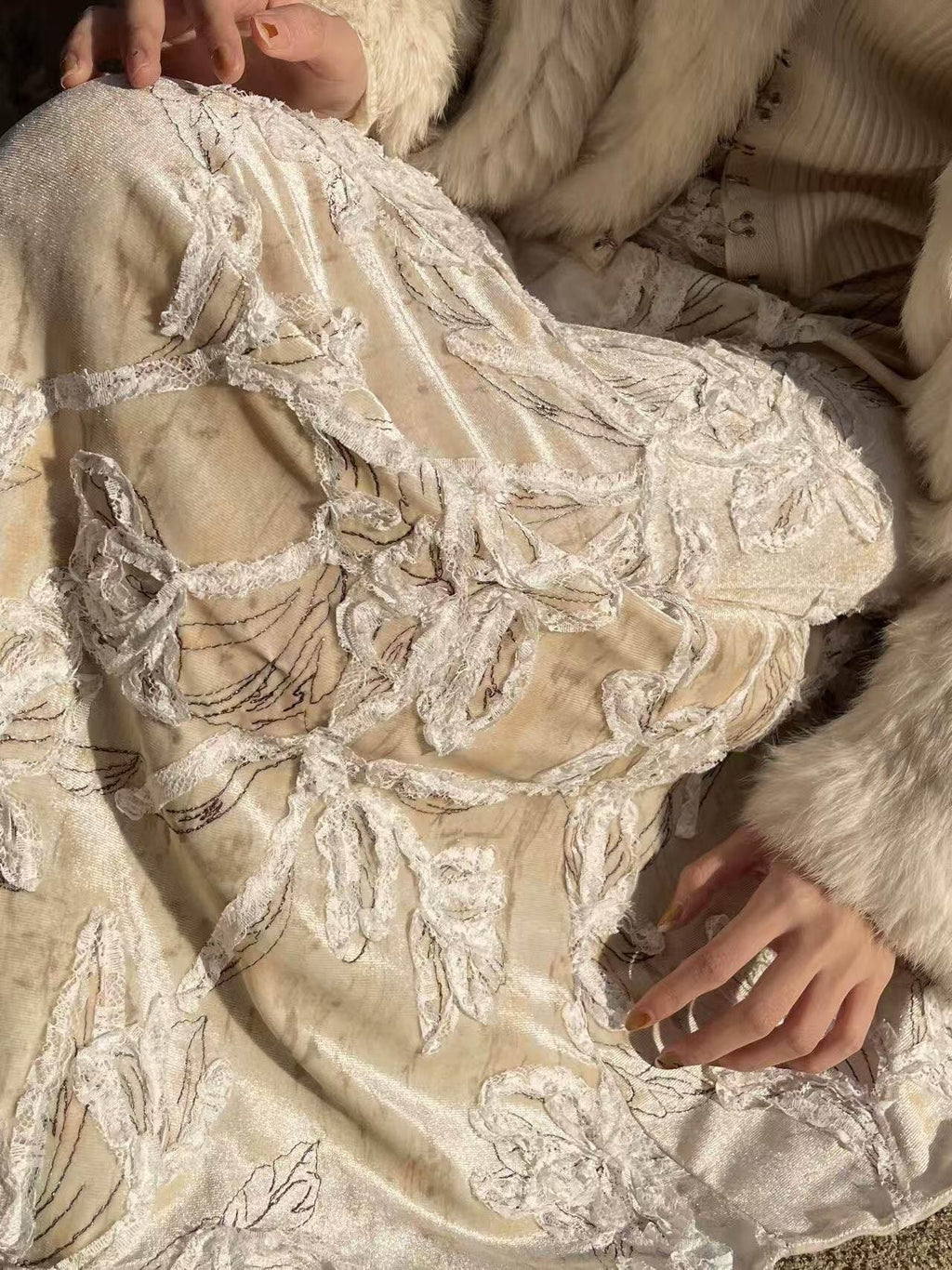 ANTIMOON Cream Beaded Embroidered Lace Women's Polyester Mermaid Skirts