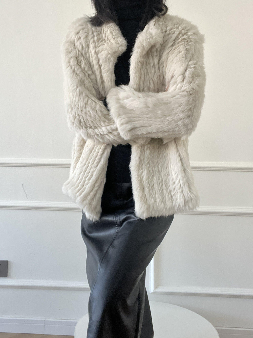ANTIMOON Cropped Soft Lightweight Woven Medieval Women's Faux Fur Coats