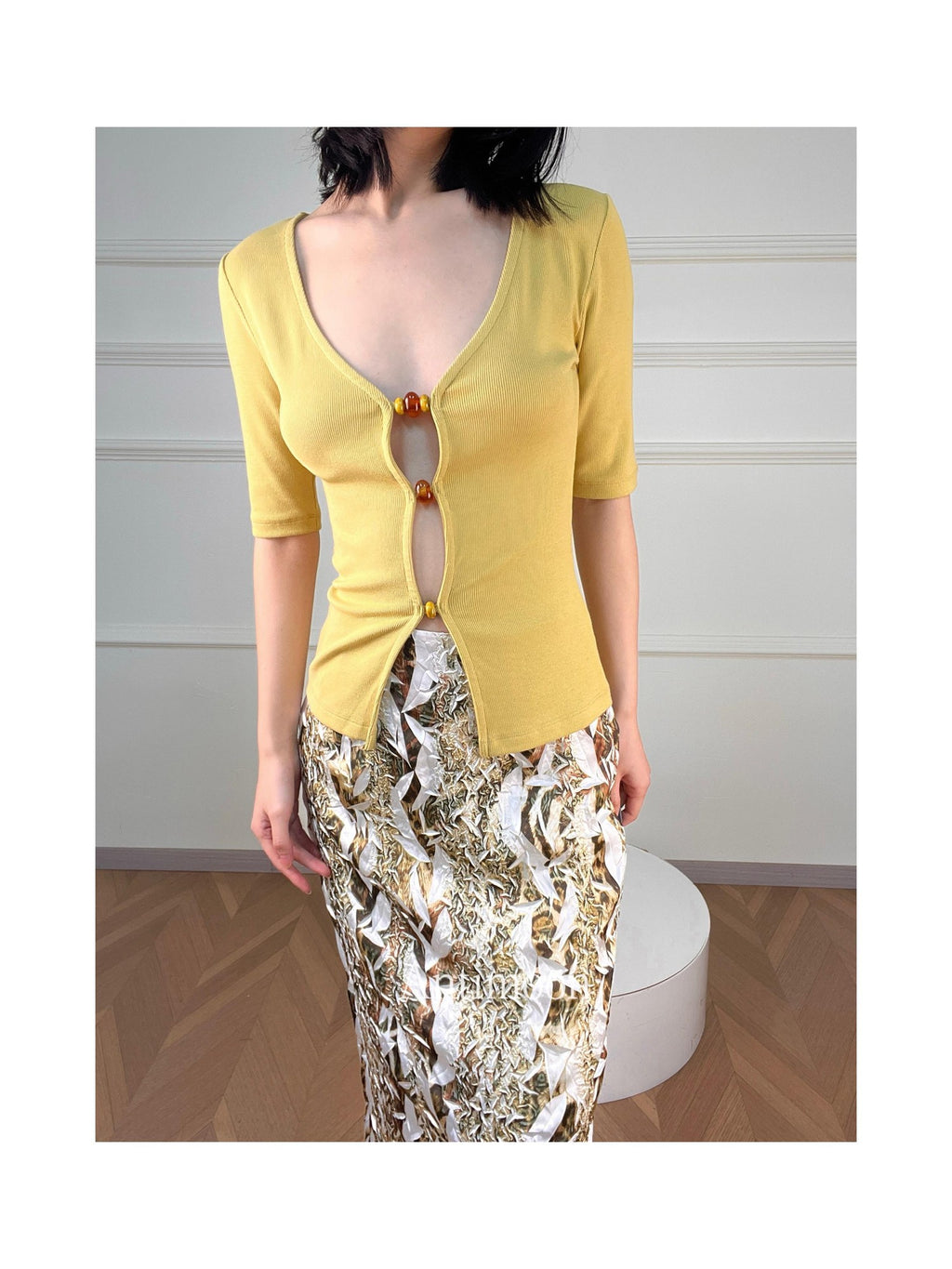 ANTIMOON Cutout Beaded Knit V-neck Slim Fit Zip Cardigan Women's Cotton Short Sleeve T-shirts