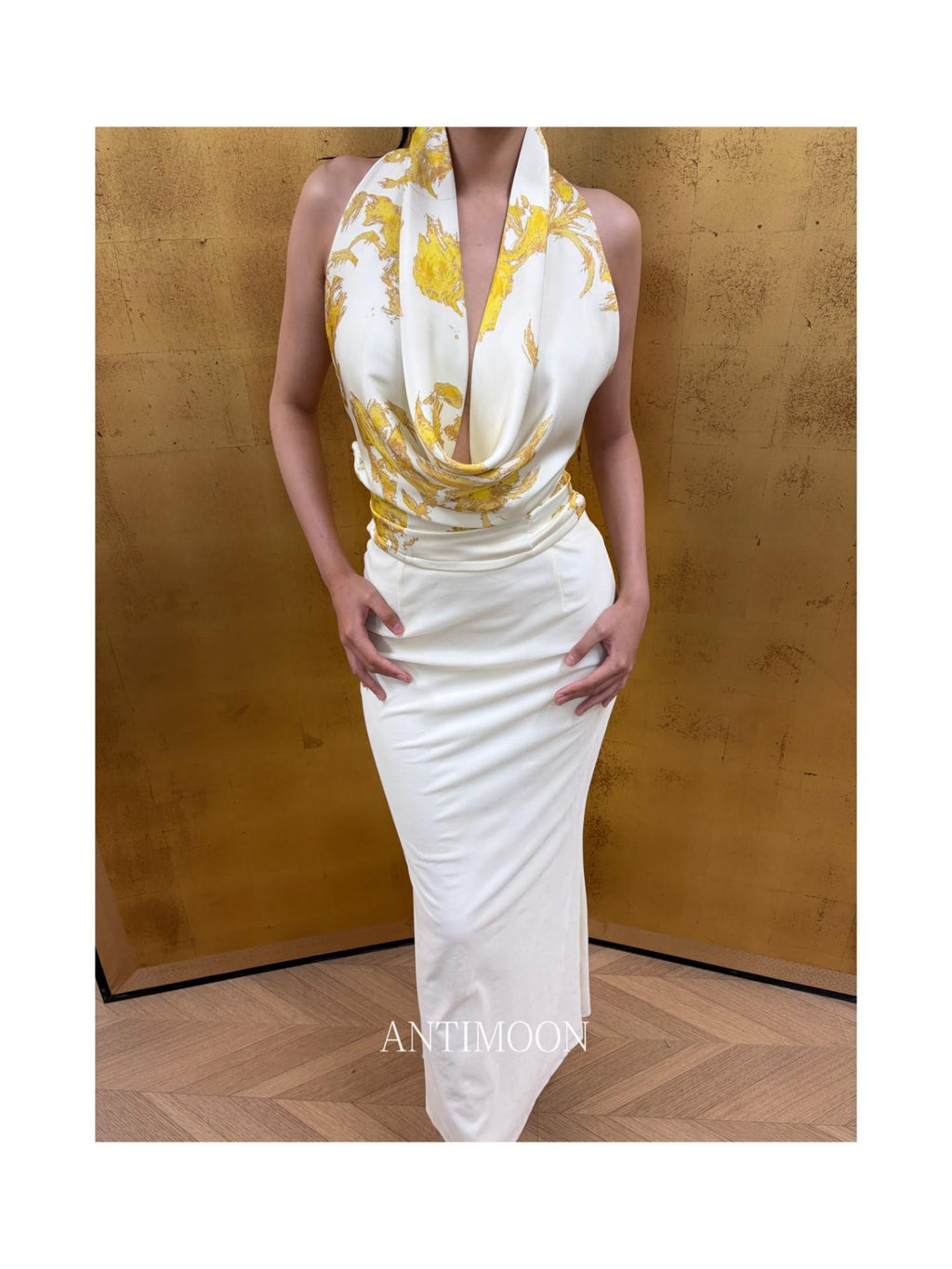 ANTIMOON Gold Foil Convertible Vintage Print Cowl Halter Women's Polyester Tube Tops