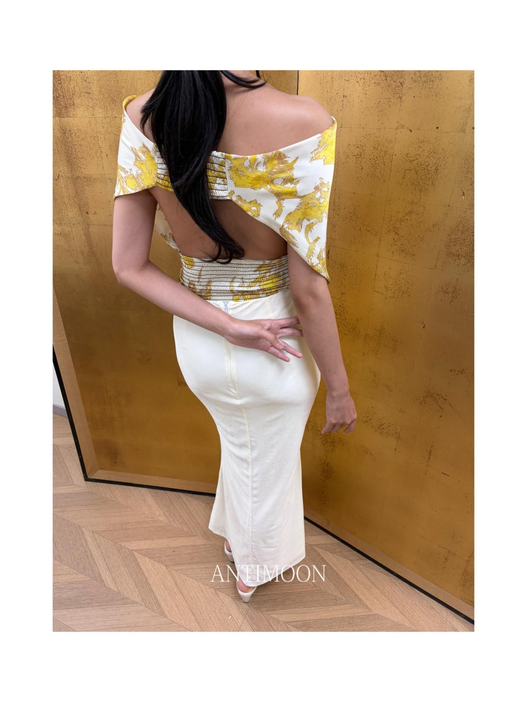 ANTIMOON Gold Foil Convertible Vintage Print Cowl Halter Women's Polyester Tube Tops