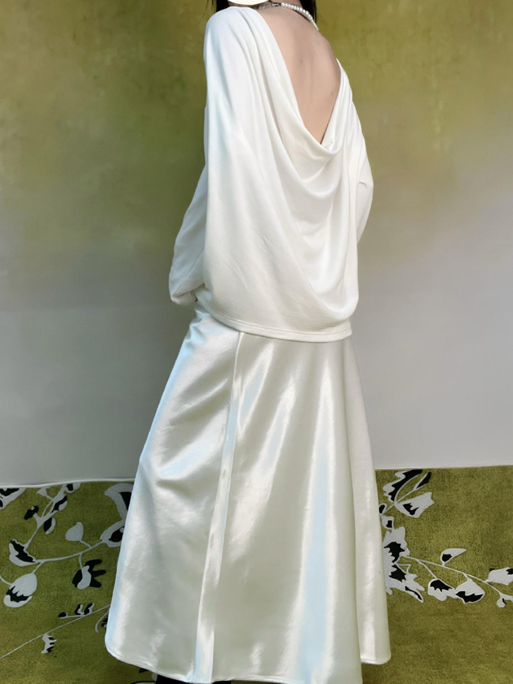 ANTIMOON Greek Statue Print Draped Neckline Pleated Loose Women's Long Sleeve T-shirts