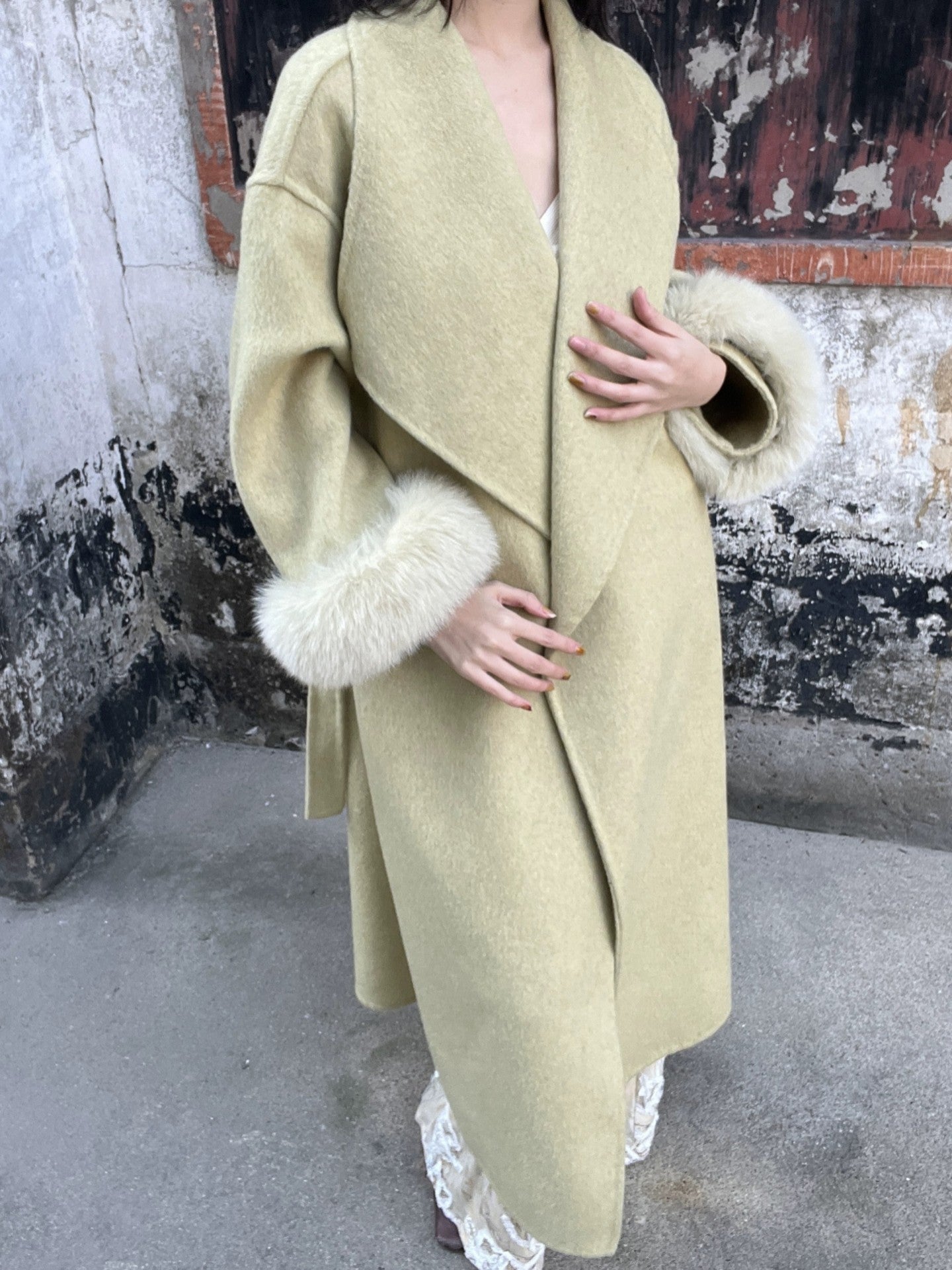 ANTIMOON Jade Vintage Double Faced Wool Fox Trim Women's 90 Wool 10 Alpaca Long Coats