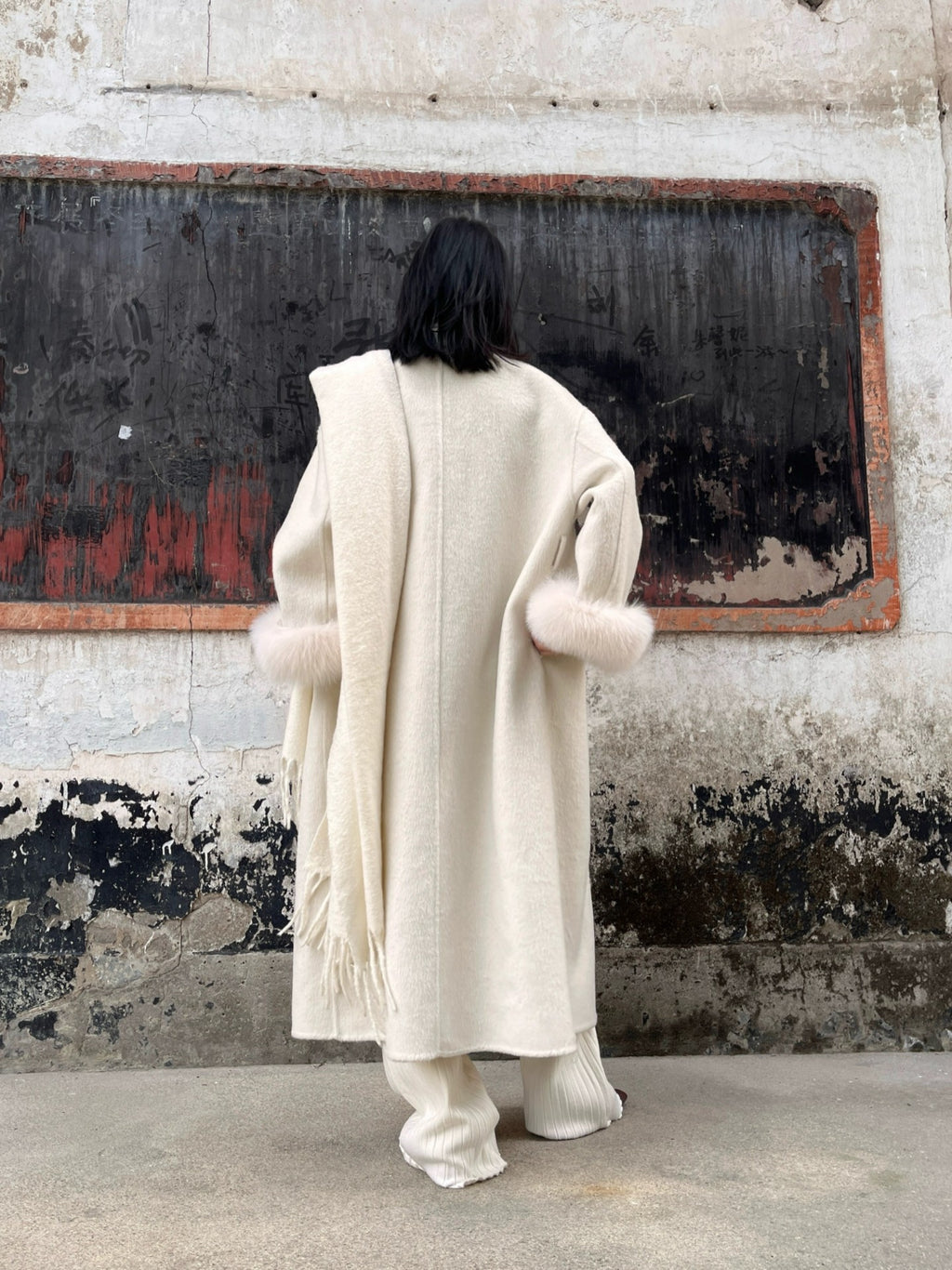 ANTIMOON Jade Vintage Double Faced Wool Fox Trim Women's 90 Wool 10 Alpaca Long Coats