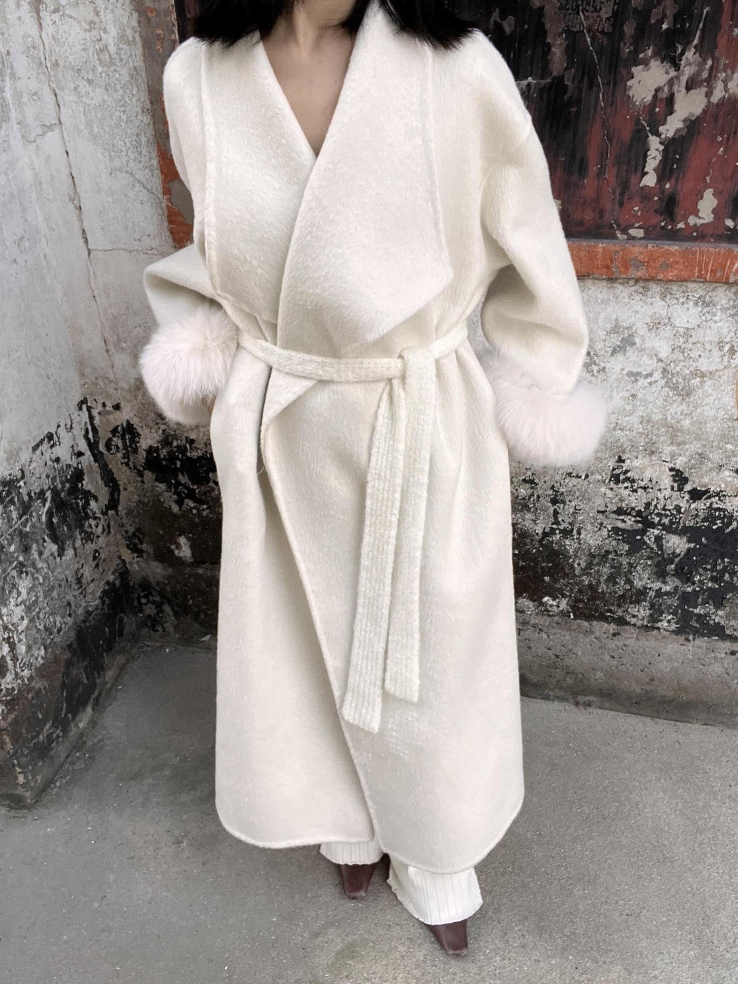 ANTIMOON Jade Vintage Double Faced Wool Fox Trim Women's 90 Wool 10 Alpaca Long Coats