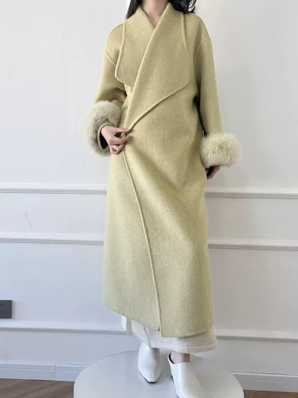 ANTIMOON Jade Vintage Double Faced Wool Fox Trim Women's 90 Wool 10 Alpaca Long Coats