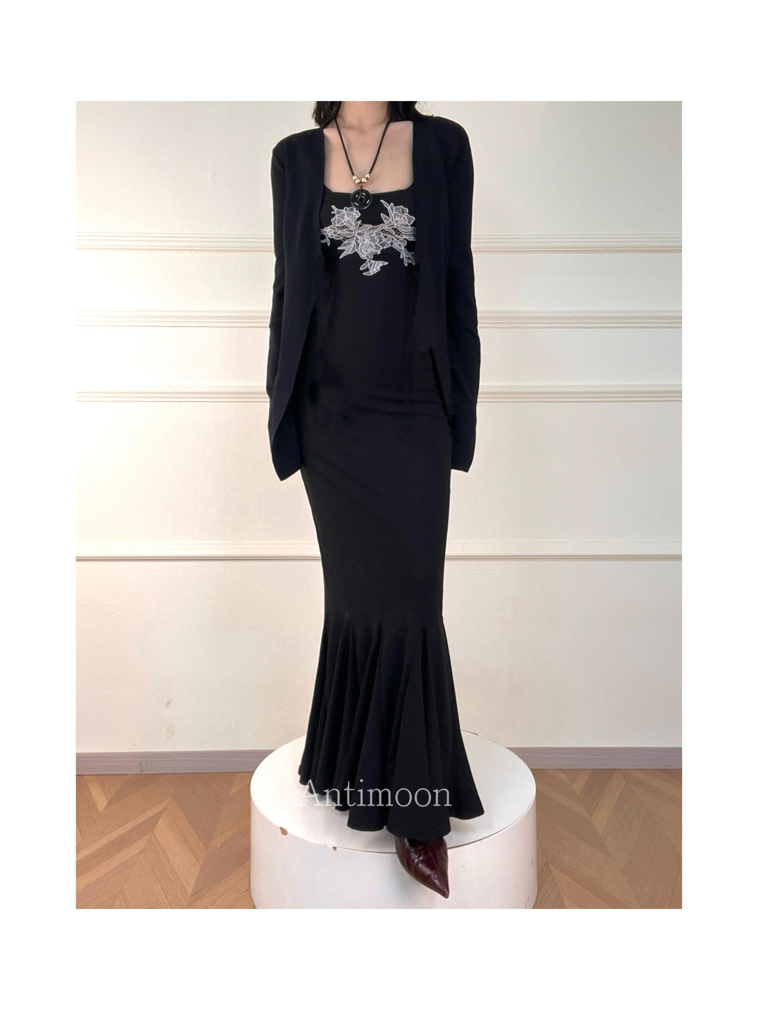 ANTIMOON Lace Floral Mermaid Slim Fit Women's Polyester Bodycon Maxi Dresses
