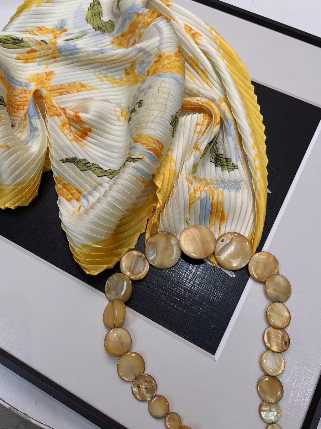 ANTIMOON Marigold Botanical Print Pleated Shell Scarf Women's Polyester Halter Tops