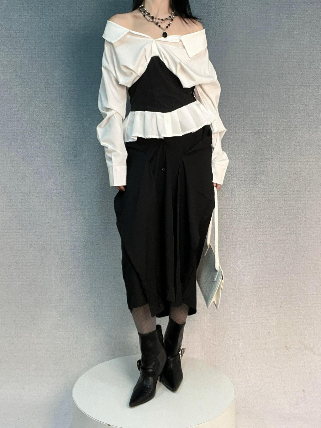 ANTIMOON Mermaid Waist Belt Splicing One Shoulder Women's Cotton Blouses