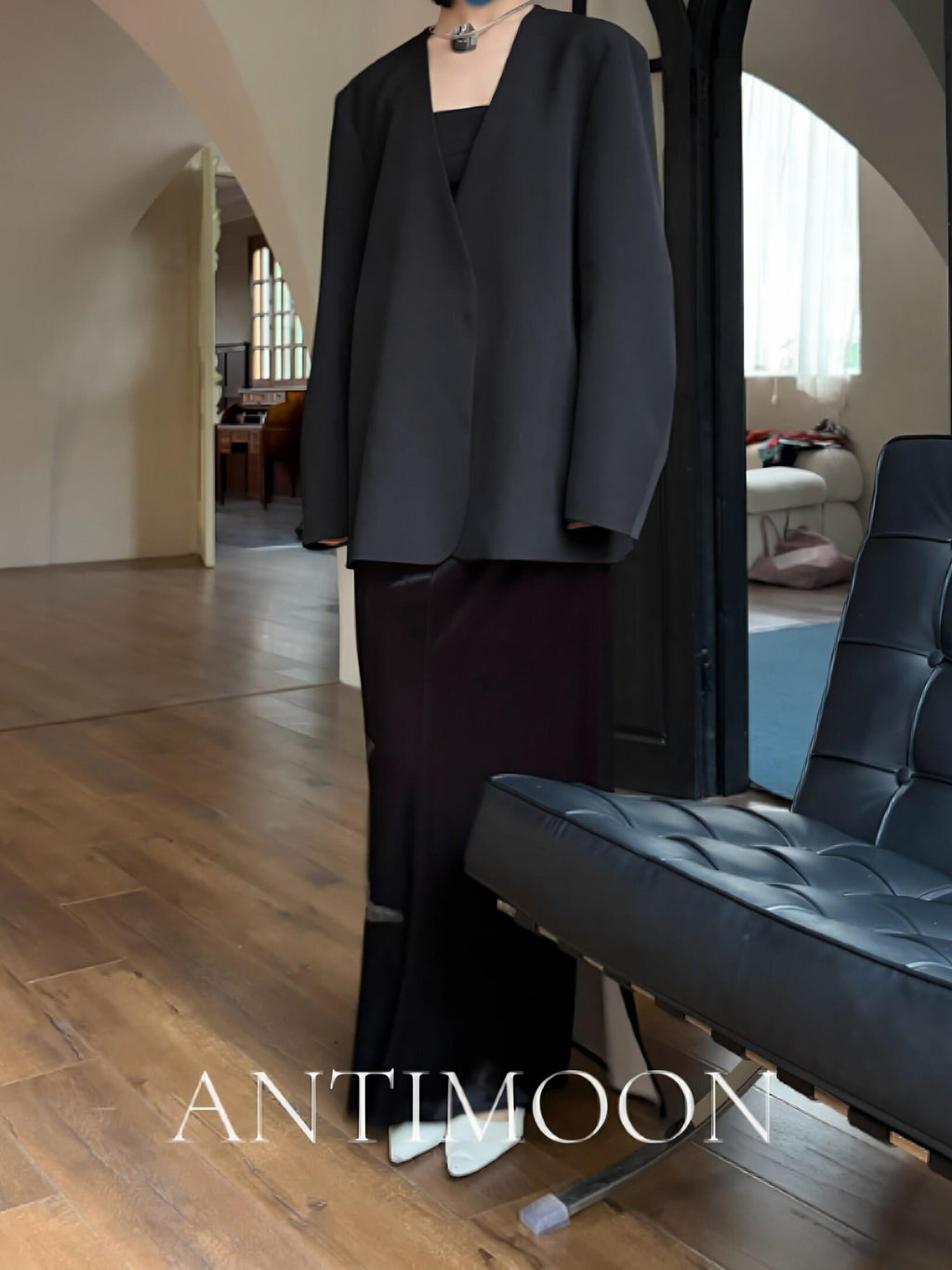 ANTIMOON Minimalist V-neck No Button Slim Fit Women's Polyester Blazers