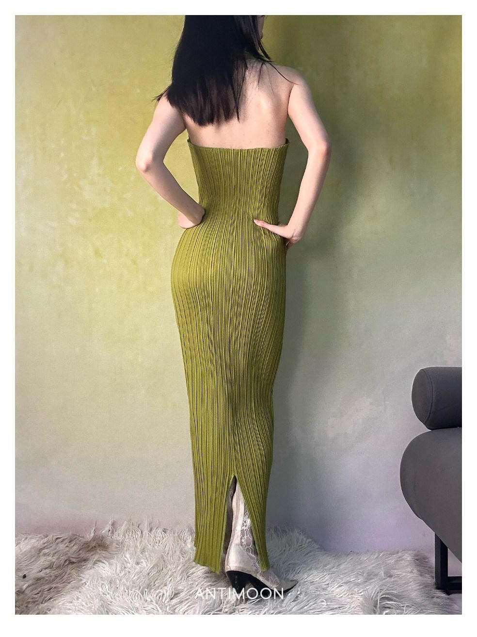 ANTIMOON Mint Green Geometric 3d Pleated Women's Polyester Halter Maxi Dresses