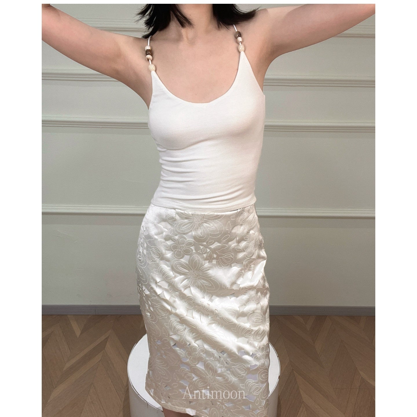 ANTIMOON_Multicolor_Beaded_Halter_V-neck_Ribbon_Slim_Knit_Women's_Viscose_Tank_Tops_1032452965739_MISSTT