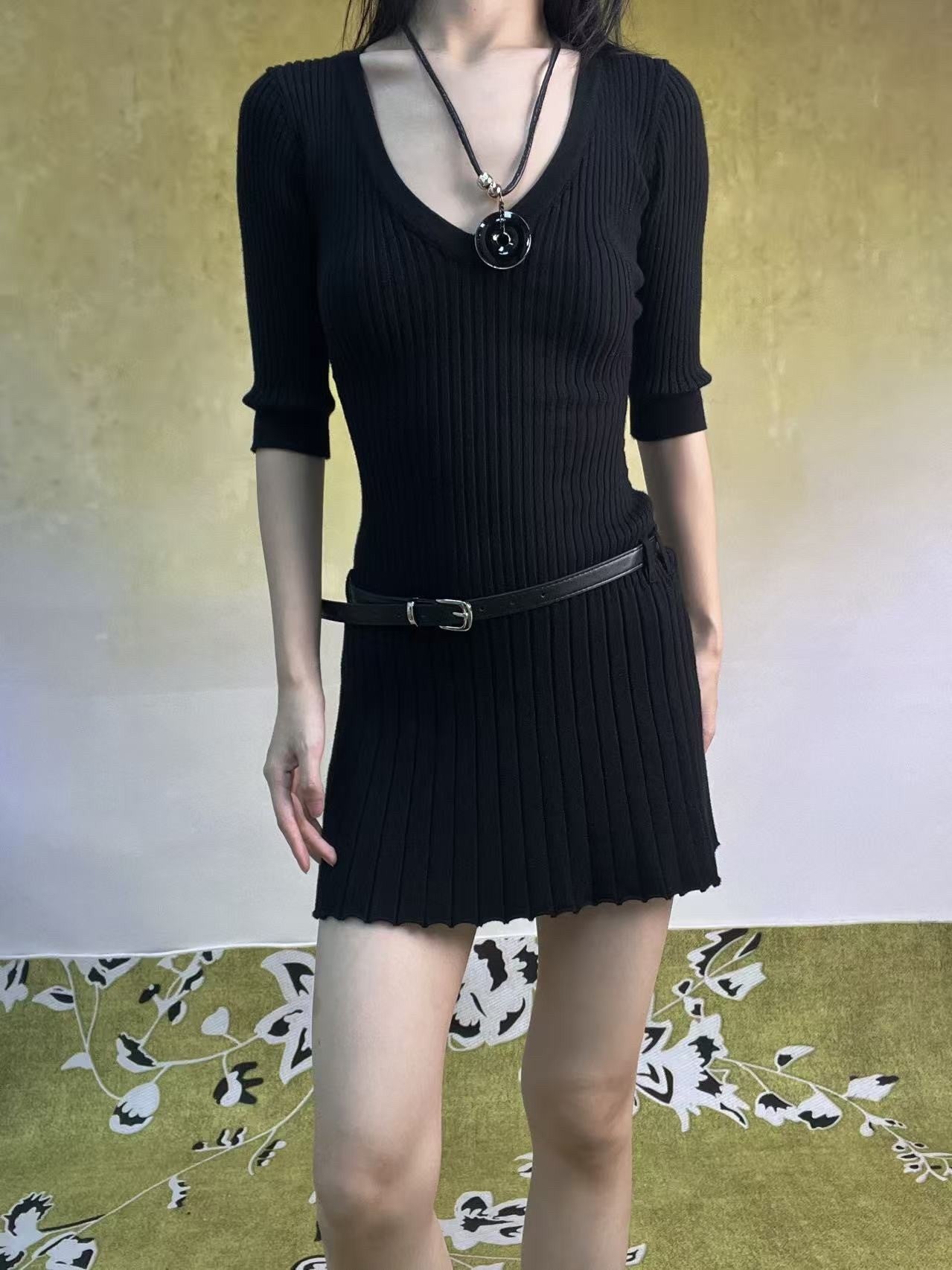ANTIMOON_Night_Iris_Gold_Foil_Black_Velvet_Women's_Nylon_Knit_Slim_Matching_Skirt_Sets_980622206585_MISSTT