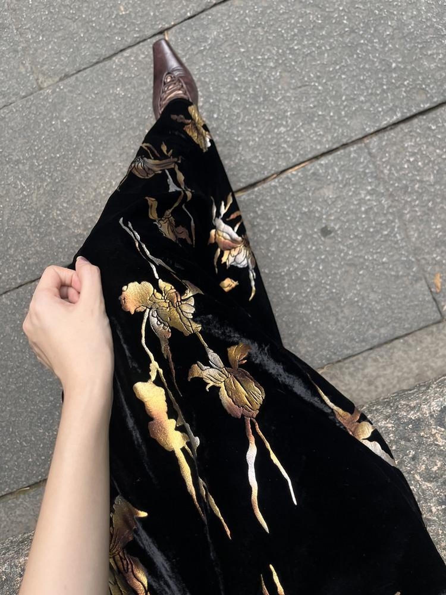 ANTIMOON Night Iris Gold Foil Black Velvet Women's Nylon Knit Slim Matching Skirt Sets