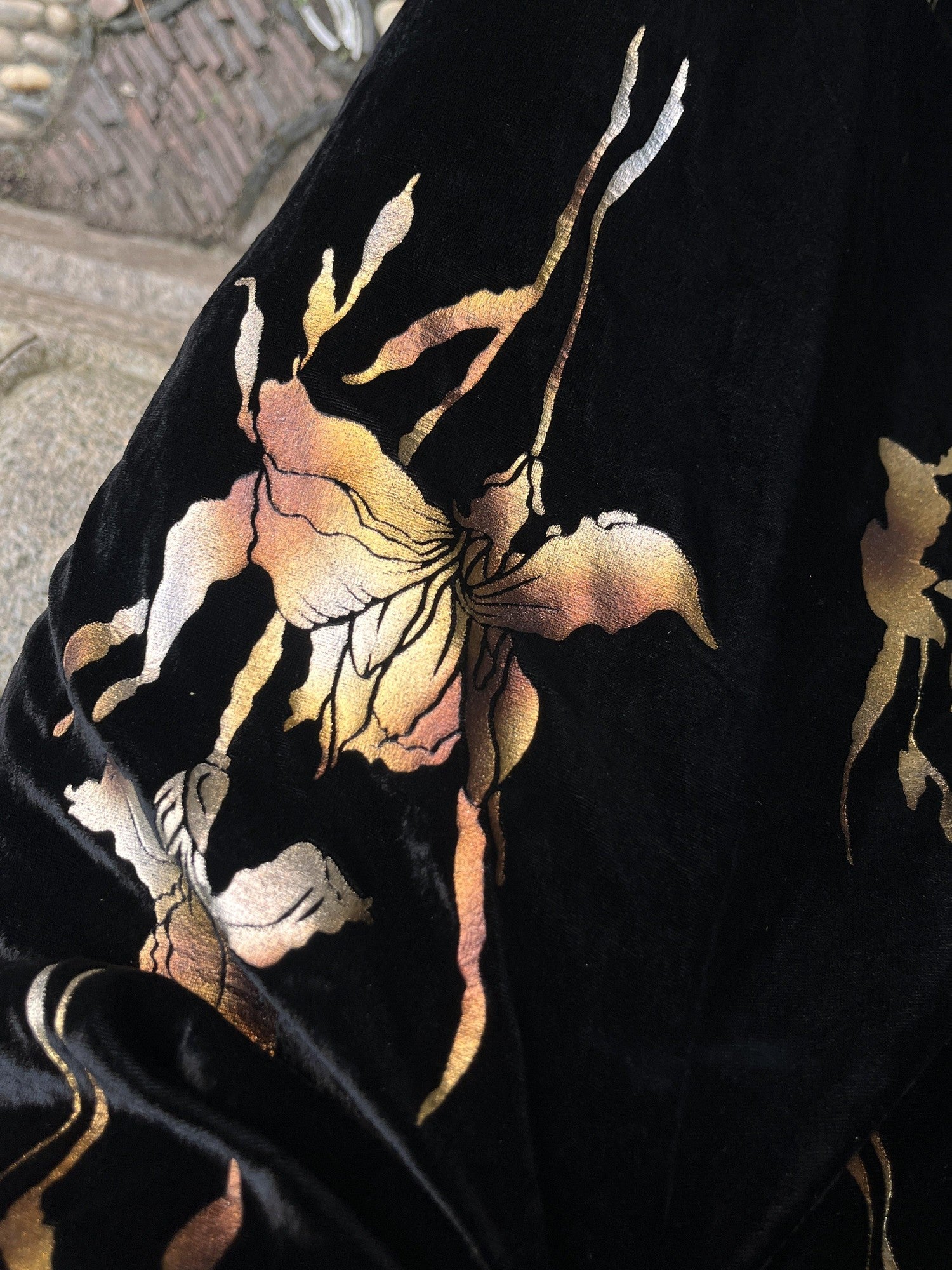 ANTIMOON Night Iris Gold Foil Black Velvet Women's Nylon Knit Slim Matching Skirt Sets