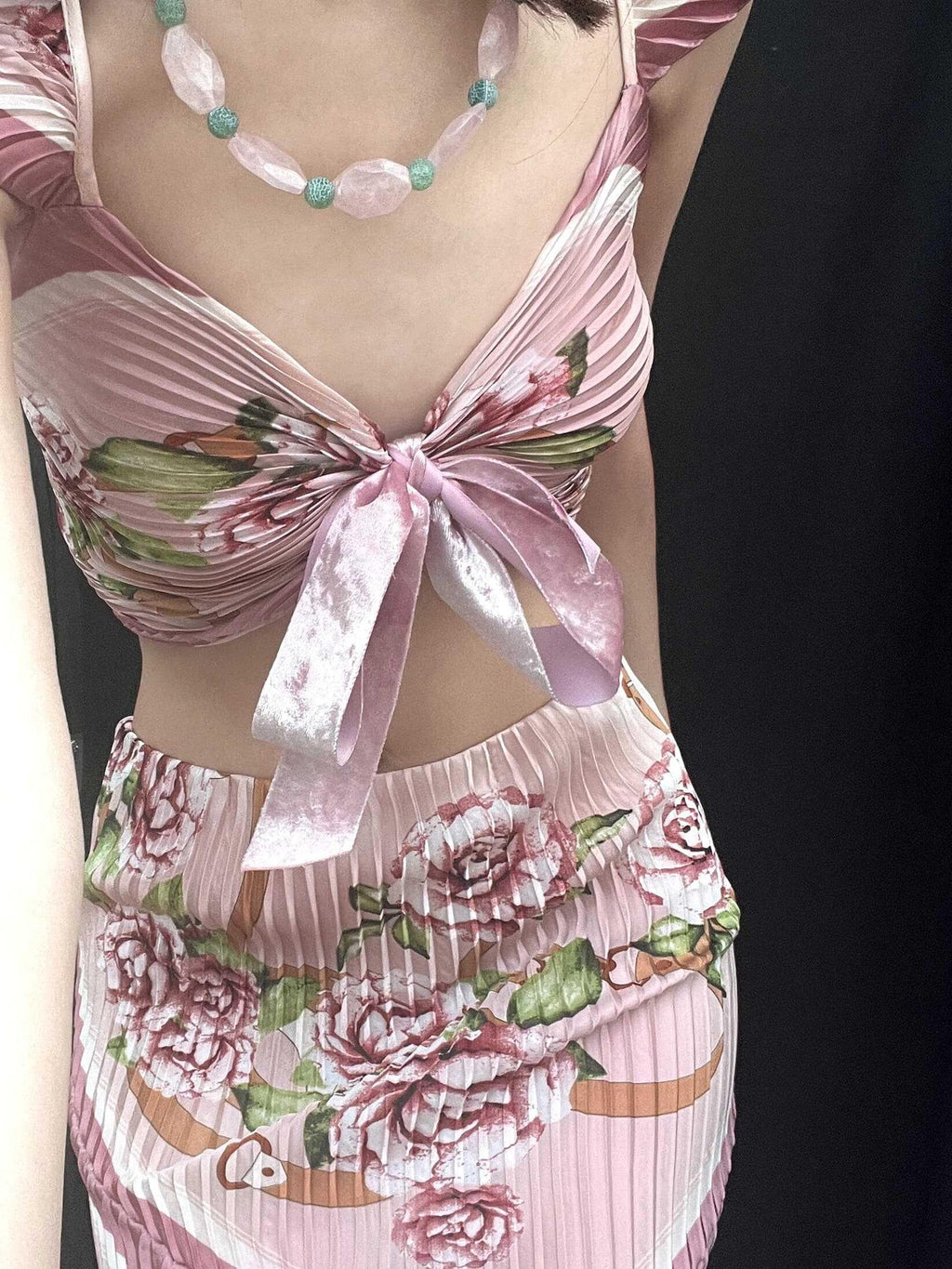 ANTIMOON Pastel Floral Pleated V-neck Convertible Women's Polyester Matching Skirt Sets