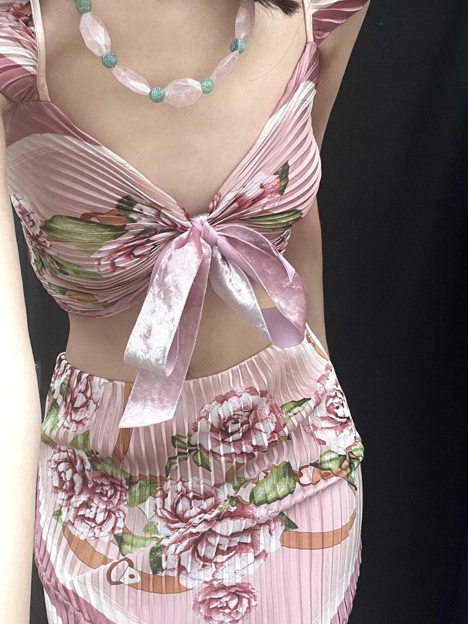 ANTIMOON Pastel Floral Pleated V-neck Convertible Women's Polyester Matching Skirt Sets