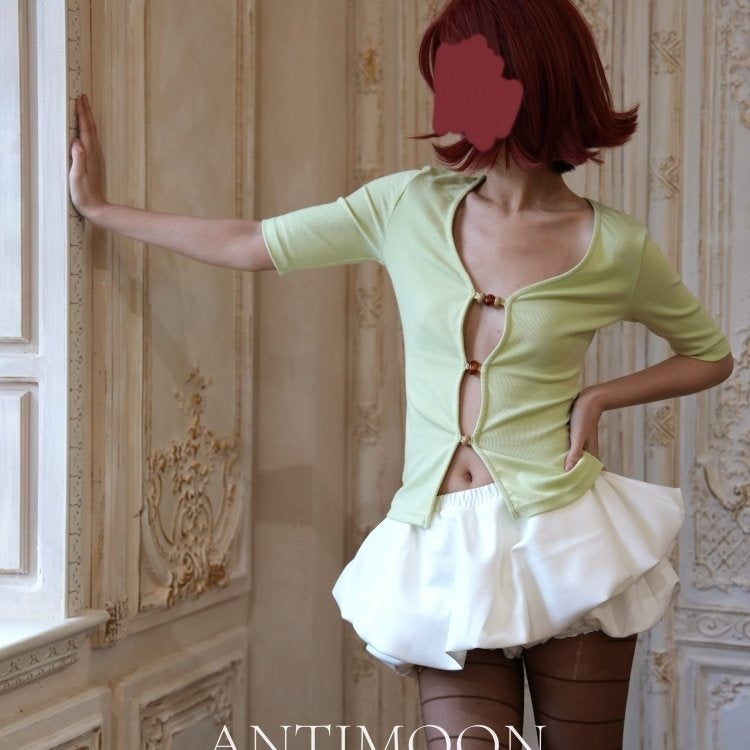 ANTIMOON_Pearl_Beaded_Cutout_V-neck_Women's_Cotton_Blend_Short_Sleeve_T-shirts_1049214988935_MISSTT