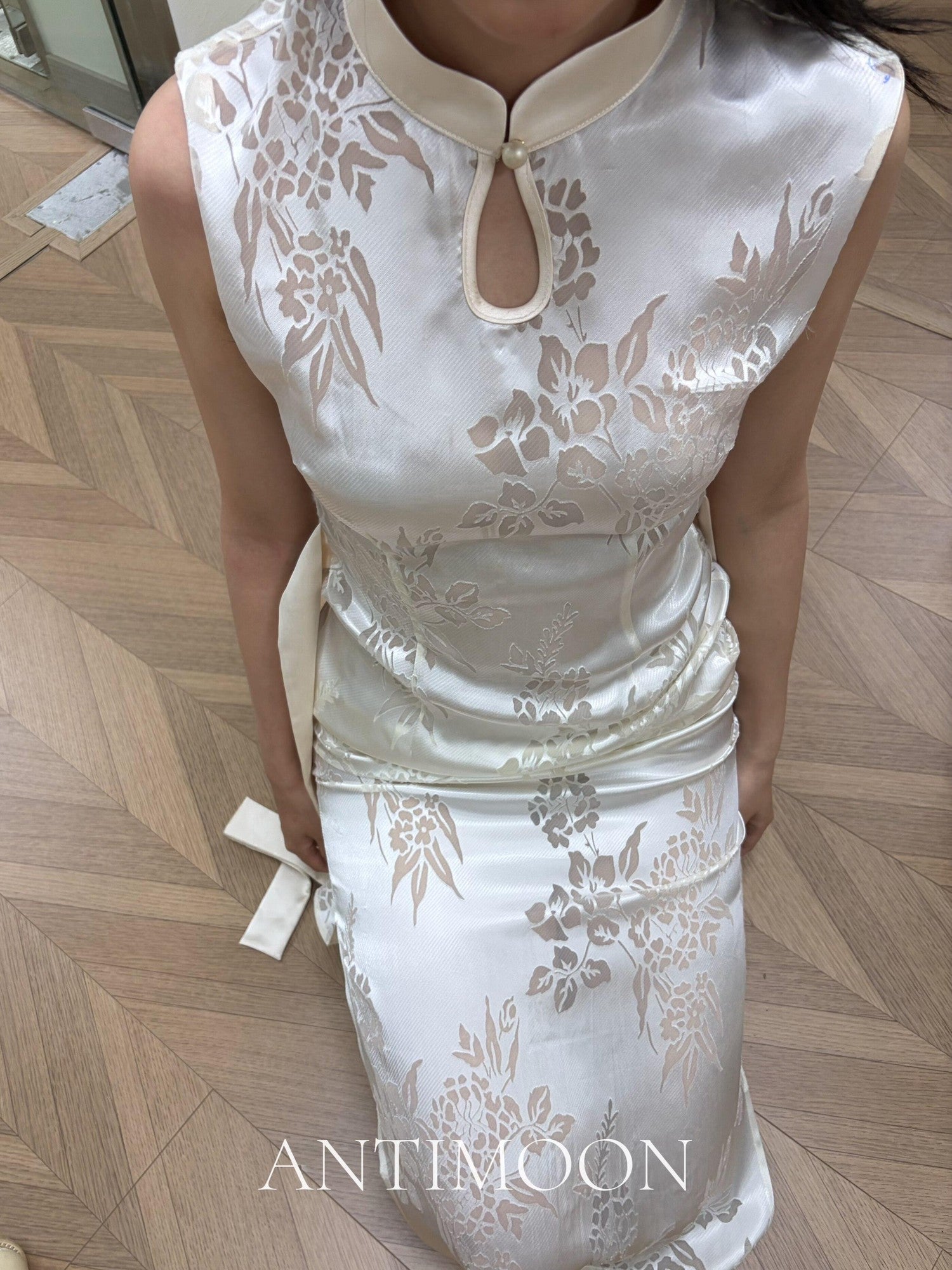 ANTIMOON Pearl Cutwork Jacquard Slim Sleeveless Women's Viscose Cheongsam Dresses