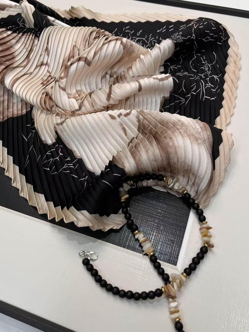 ANTIMOON Pink Black Printed Shell Bead Open Back Scarf Women's Polyester Halter Tops