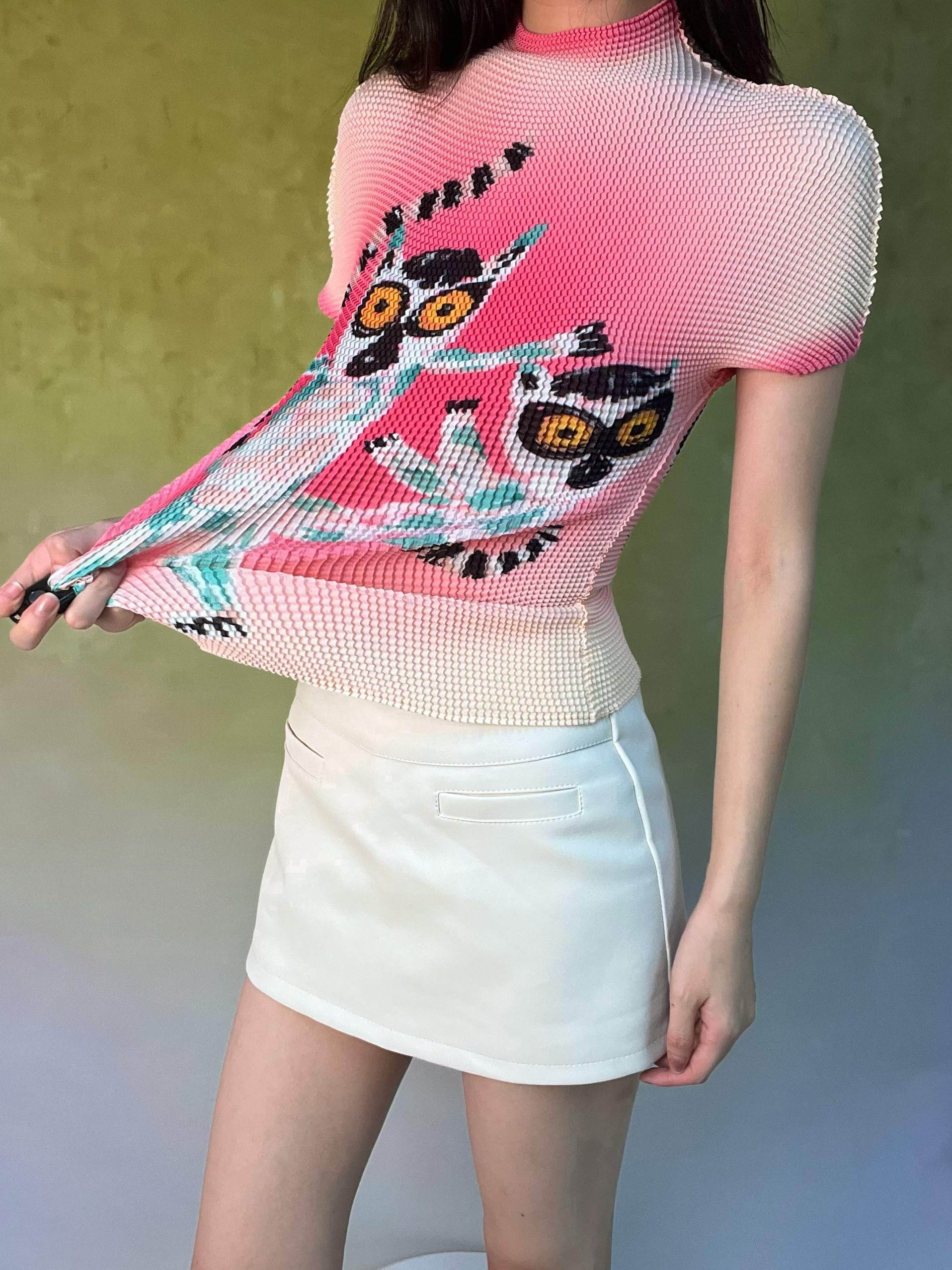 ANTIMOON_Playful_Retro_Animal_Print_Ruched_Women's_Polyester_Short_Sleeve_T-shirts_1046675726690_MISSTT