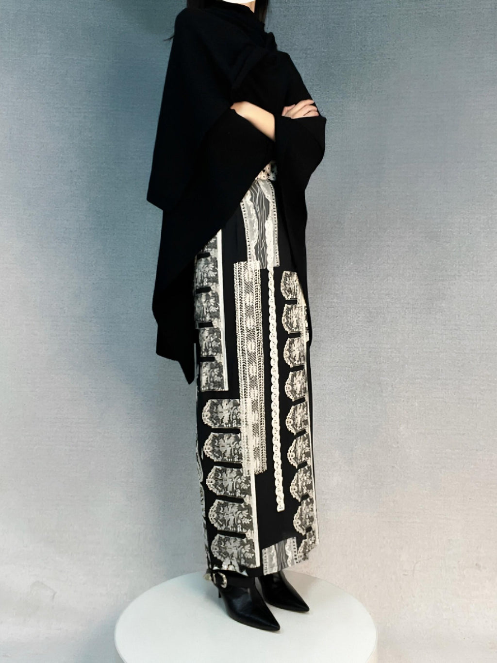 ANTIMOON Retro Baroque Lace Black White Print High Waist Women's Cotton Midi Skirts