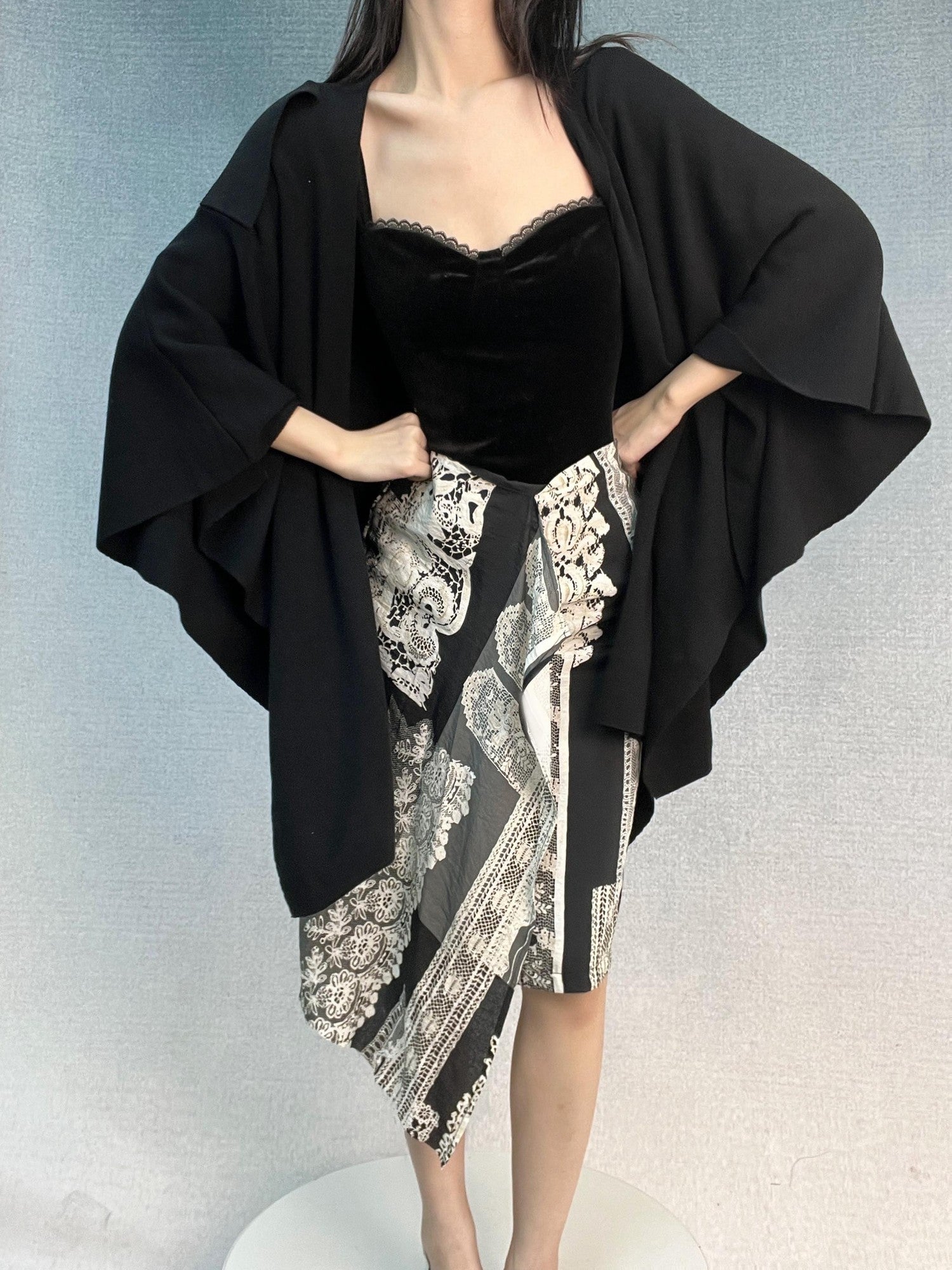 ANTIMOON Retro Baroque Lace Black White Print High Waist Women's Cotton Midi Skirts