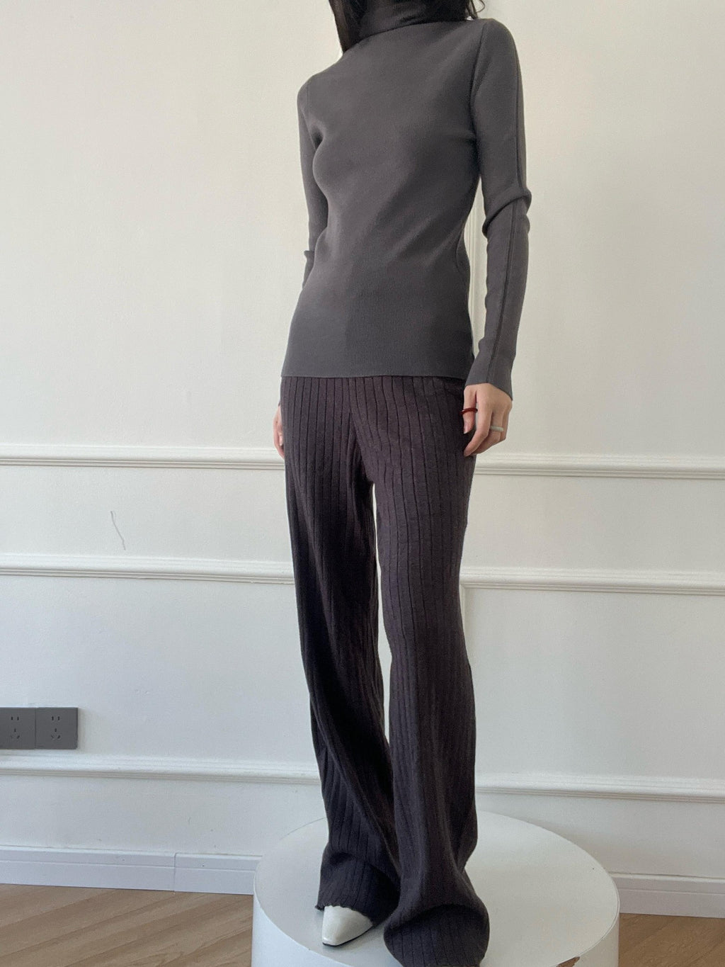 ANTIMOON Slim 3d Rib 18g Mock Neck Women's Wool Blend Long Sleeve T-shirts