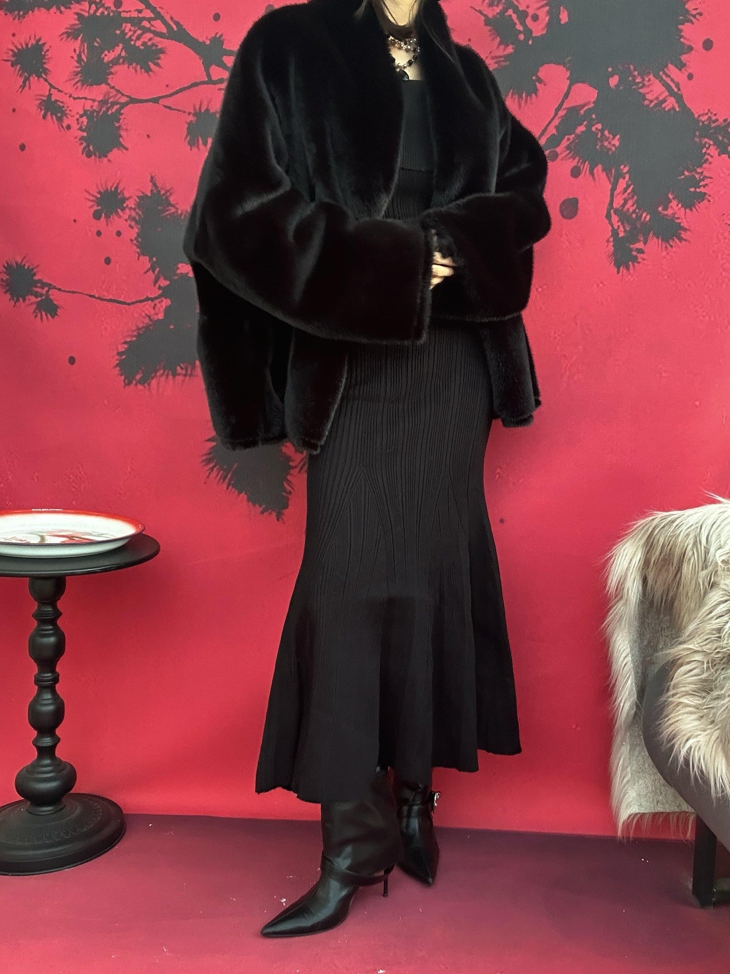 ANTIMOON Slimming Collarless Pocketed Mid Length Loose Women's Mink Plush Faux Fur Coats