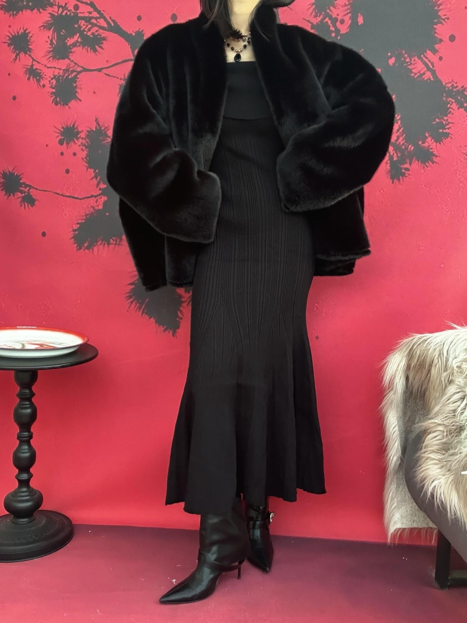 ANTIMOON Slimming Collarless Pocketed Mid Length Loose Women's Mink Plush Faux Fur Coats