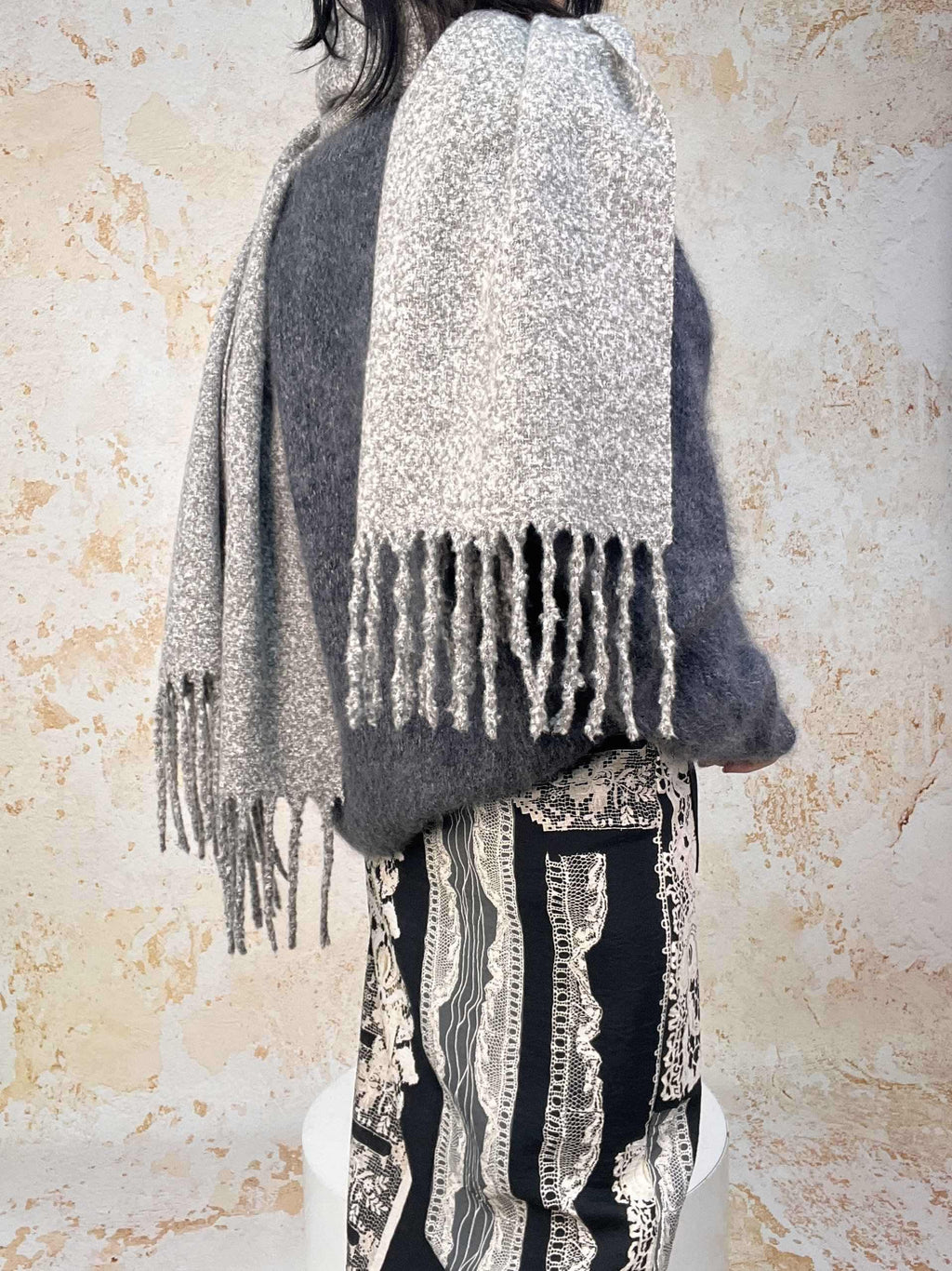 ANTIMOON_Thick_Soft_Tassel_Oversized_Women's_Polyester_Scarves_&_Shawls_987121214715_MISSTT