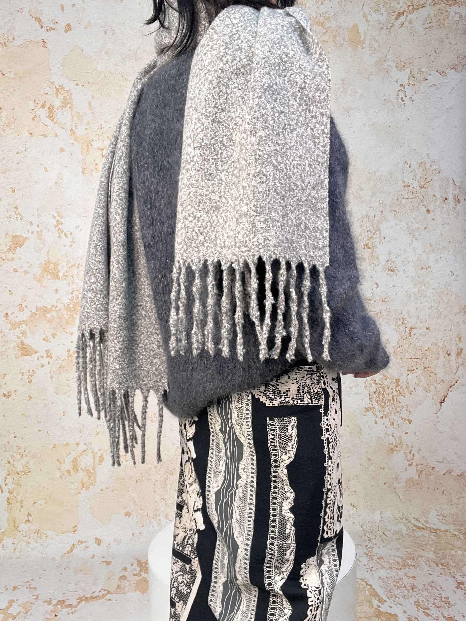 ANTIMOON_Thick_Soft_Tassel_Oversized_Women's_Polyester_Scarves_&_Shawls_987121214715_MISSTT