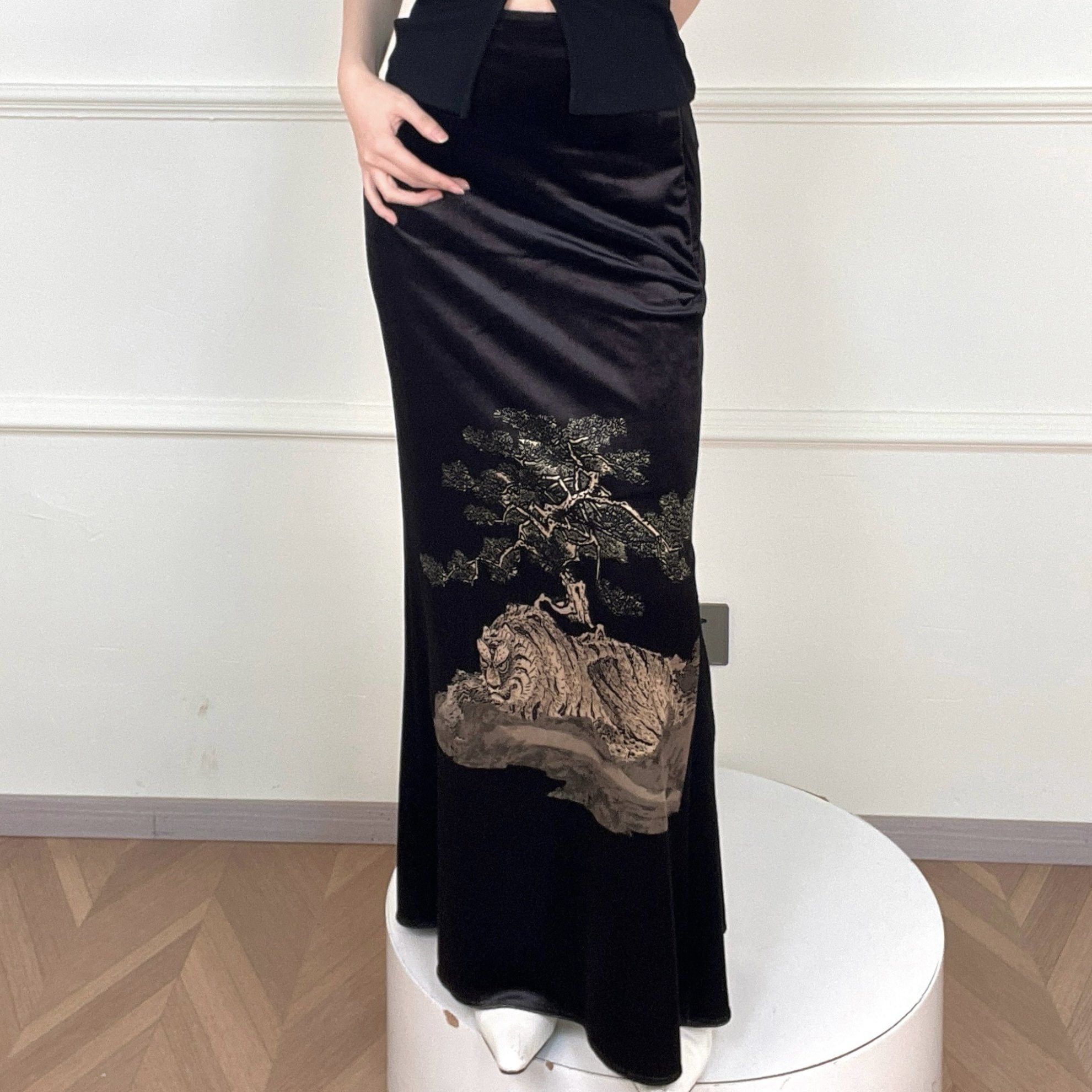 ANTIMOON_Tiger_Print_Pleated_High_Waist_Pencil_Women's_Velvet_Midi_Skirts_1027951266498_MISSTT