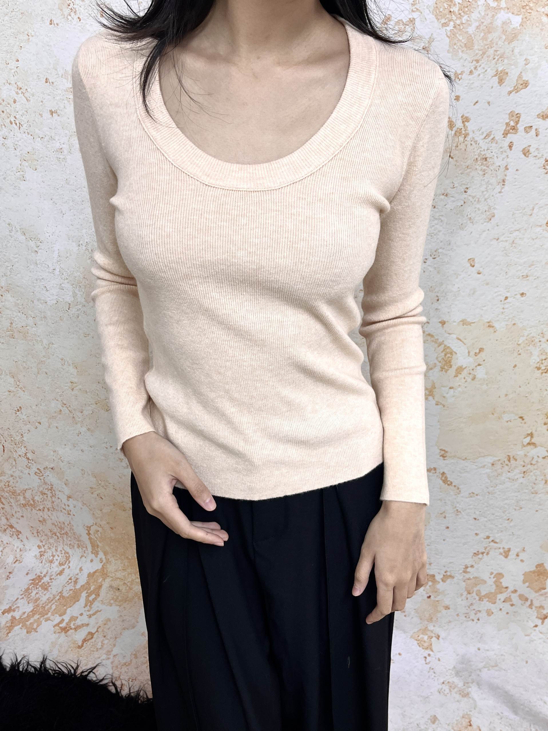 ANTIMOON_U_Neck_Fine_Knit_Slim_Fit_Women's_Wool_Blend_Long_Sleeve_T-shirts_852342840954_MISSTT