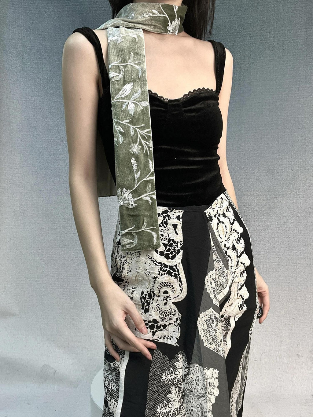 ANTIMOON Vintage Heavy Beaded Draped Chinese Style Women's Velvet Scarves & Shawls