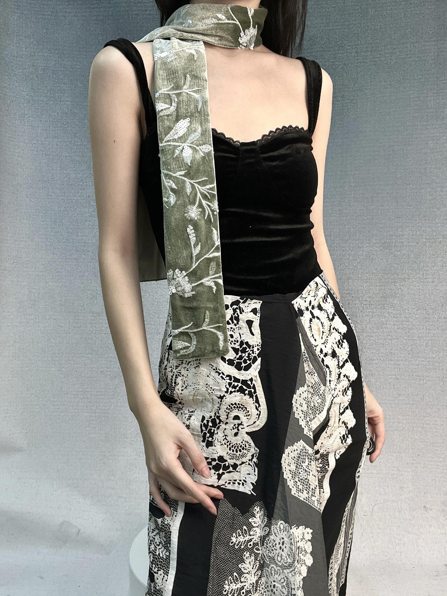 ANTIMOON Vintage Heavy Beaded Draped Chinese Style Women's Velvet Scarves & Shawls