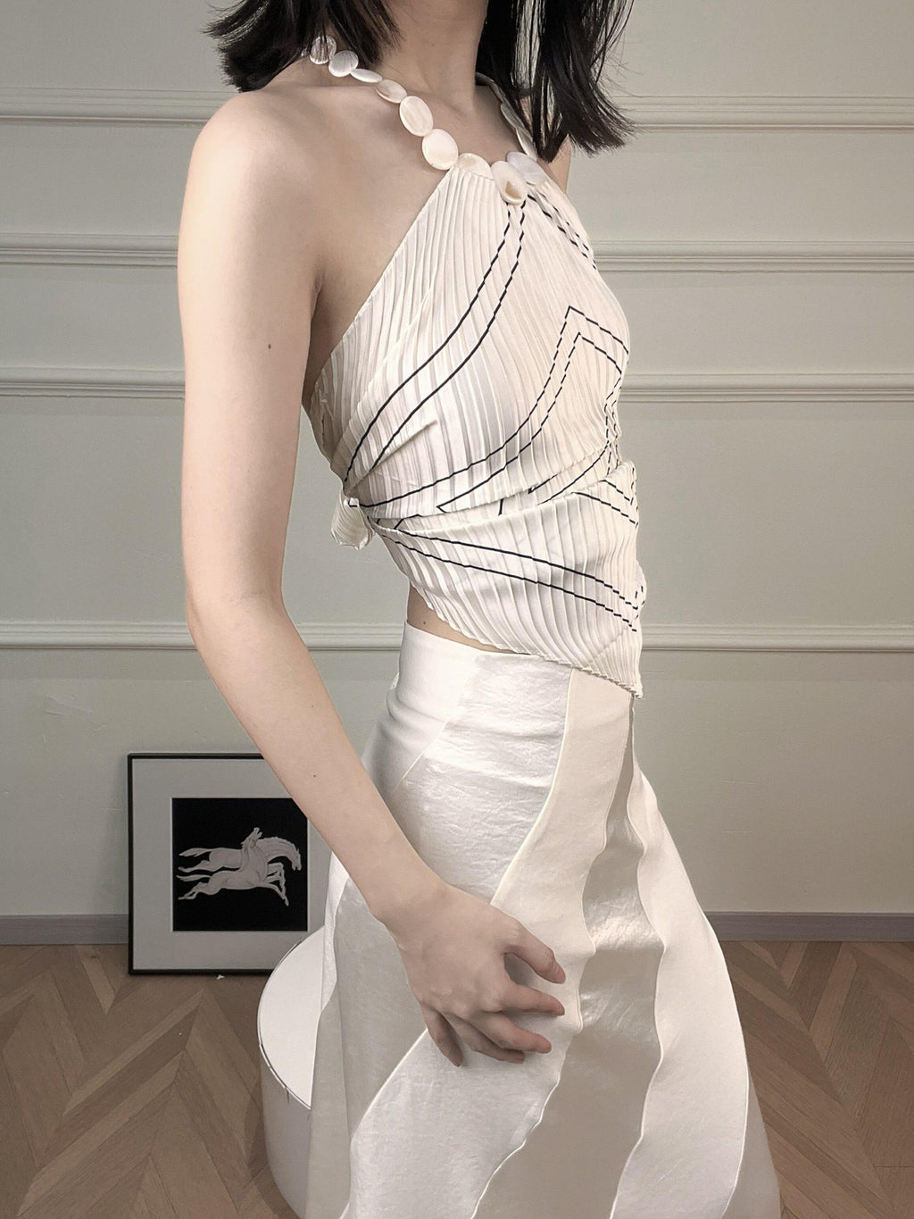 ANTIMOON White Shell Striped Minimalist Scarf Style Women's Polyester Halter Tops