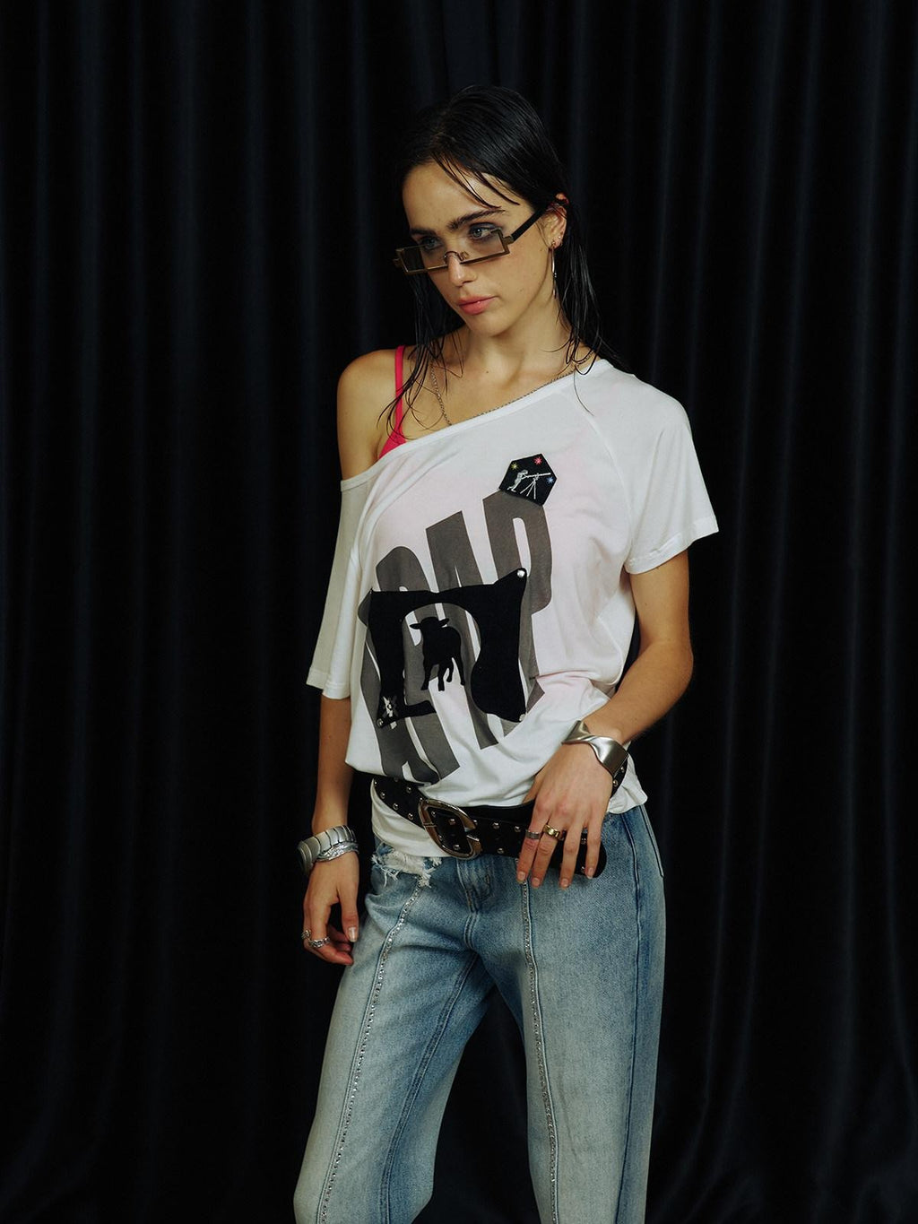 APRIORITY 3d Flocked Letter Studded Slanted Shoulder Women's Lyocell Off-shoulder T-shirts